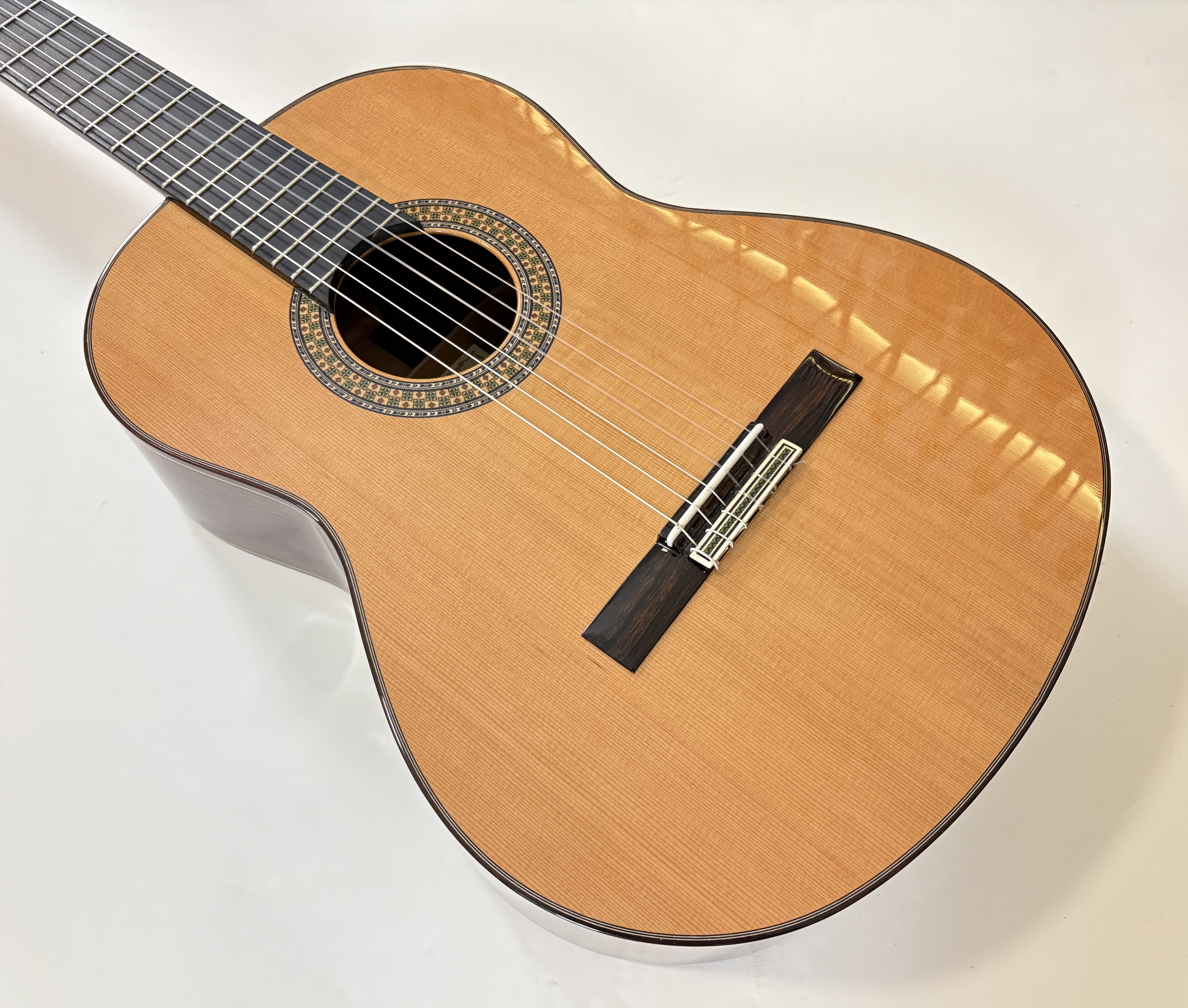 Alhambra Guitars 9 P (6151)