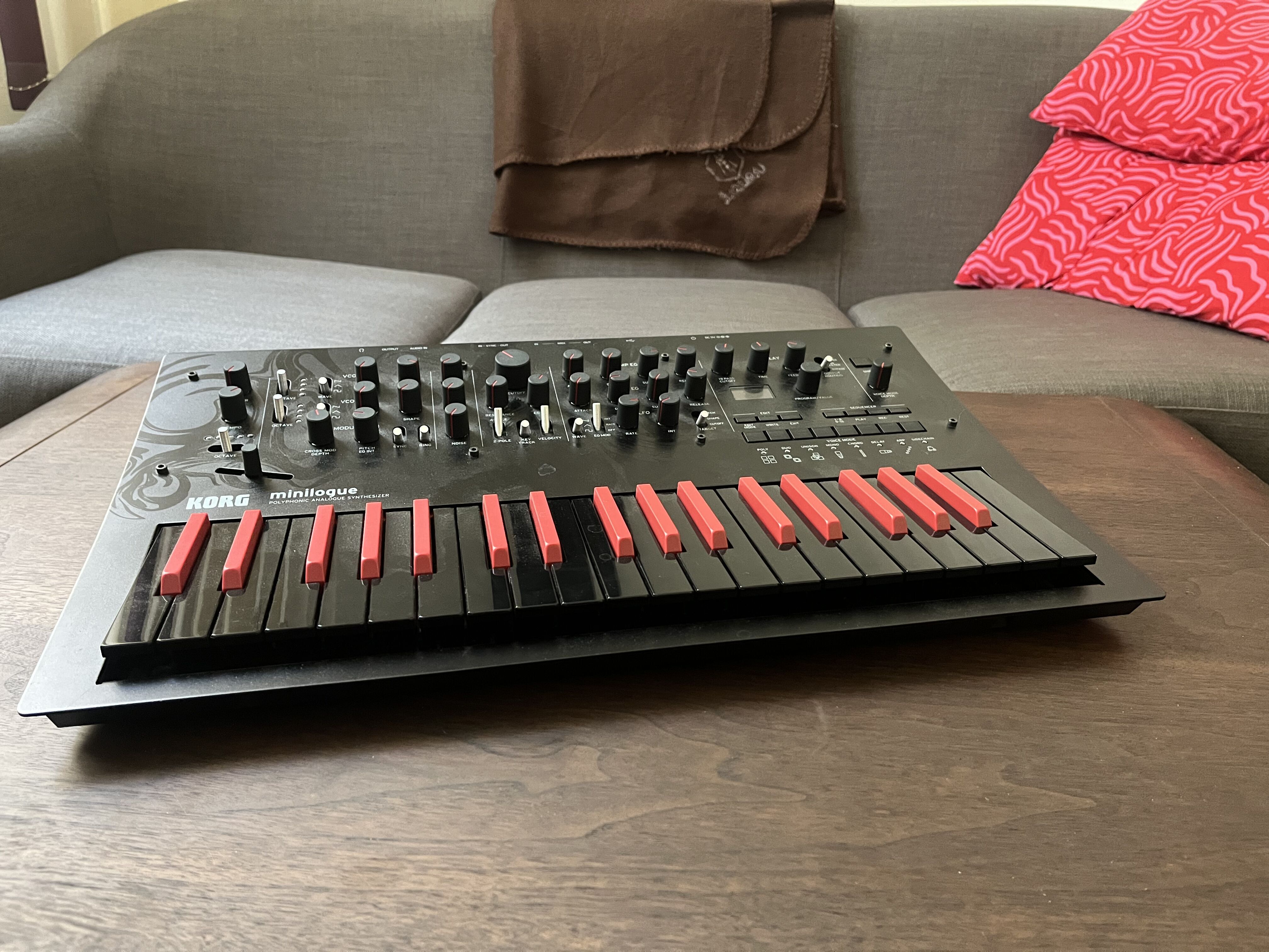 KORG MINILOGUE BASS