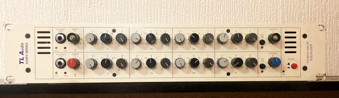 Vends TL Audio 5013 égaliseur paramétrique à lampes