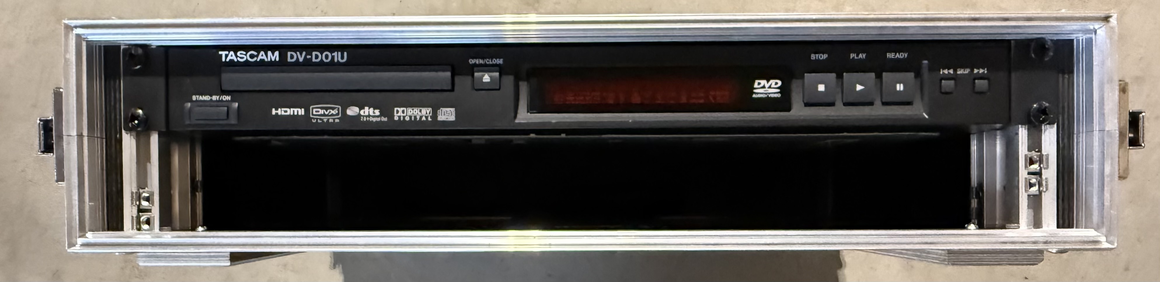 lecteur DVD TASCAM  DV-D01U