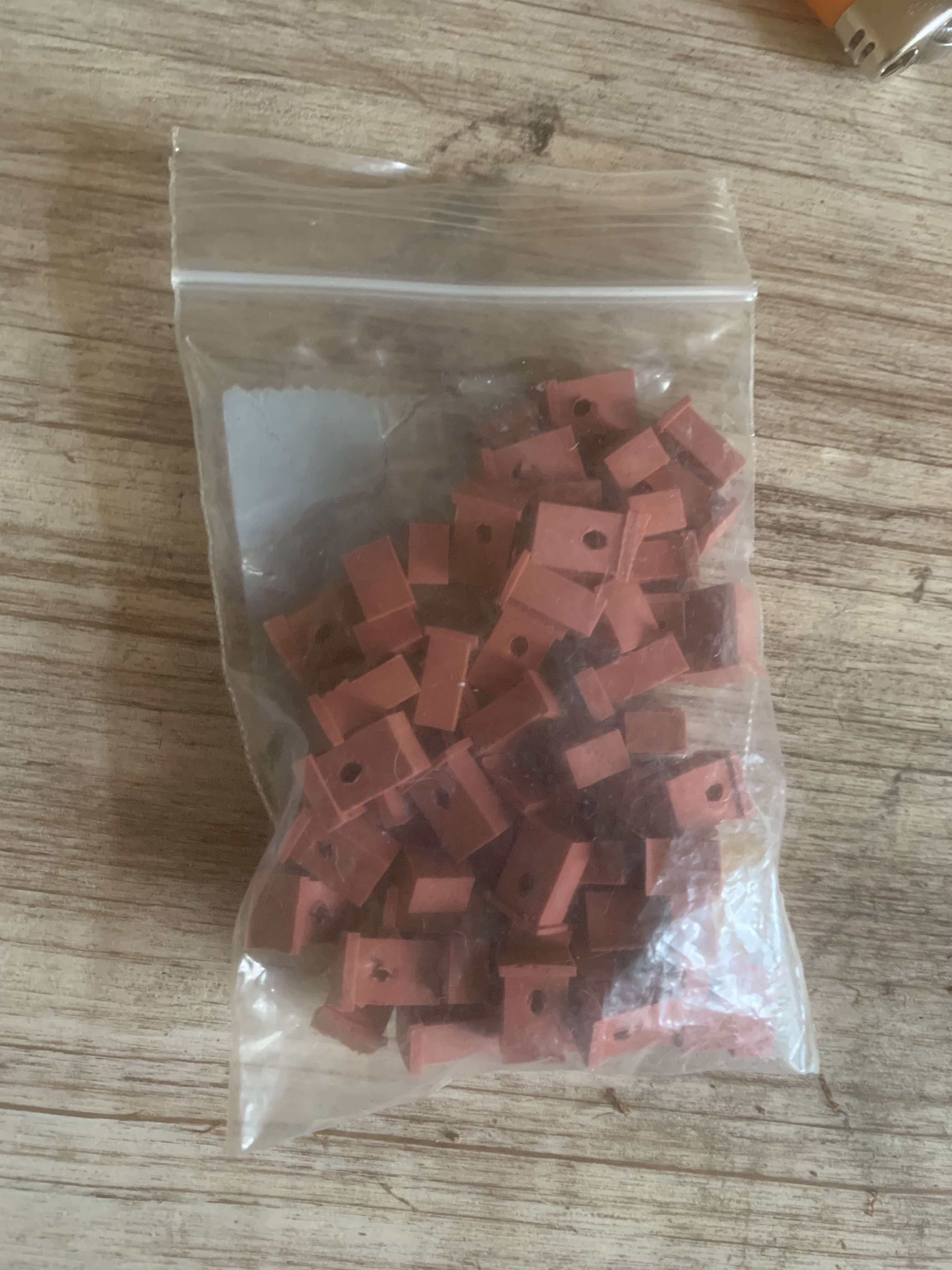 Sticky pads pour Pianet T