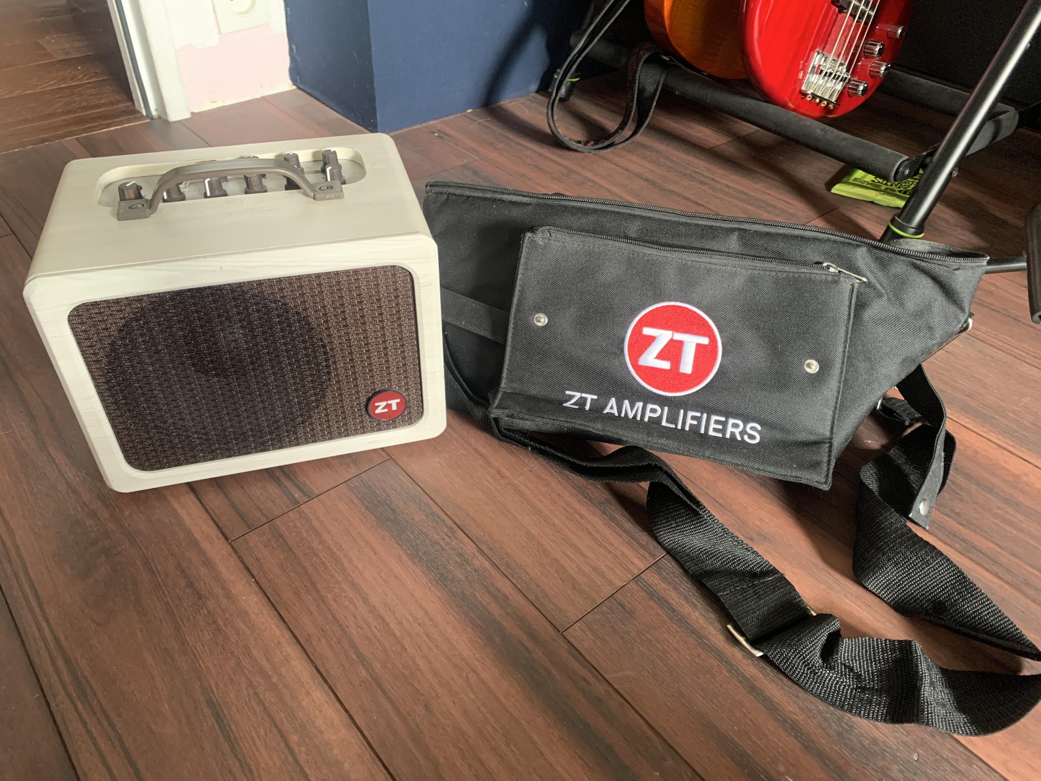 Zt Amplifiers Lunchbox Acoustic (71200)