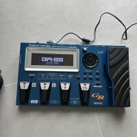 Synthé guitare Roland GR 55