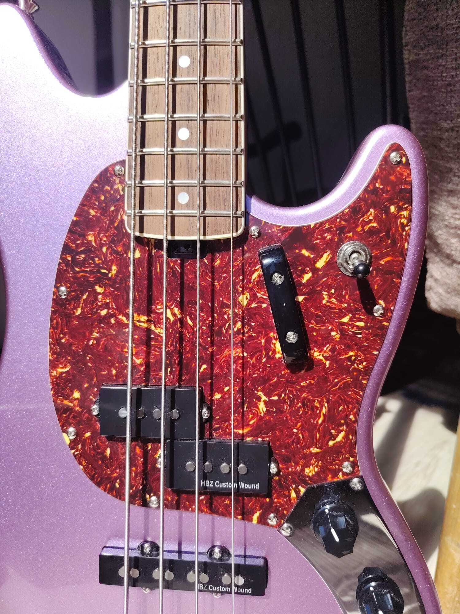 Vends Basse Short Scale MV-4MSB Burgundy Mist