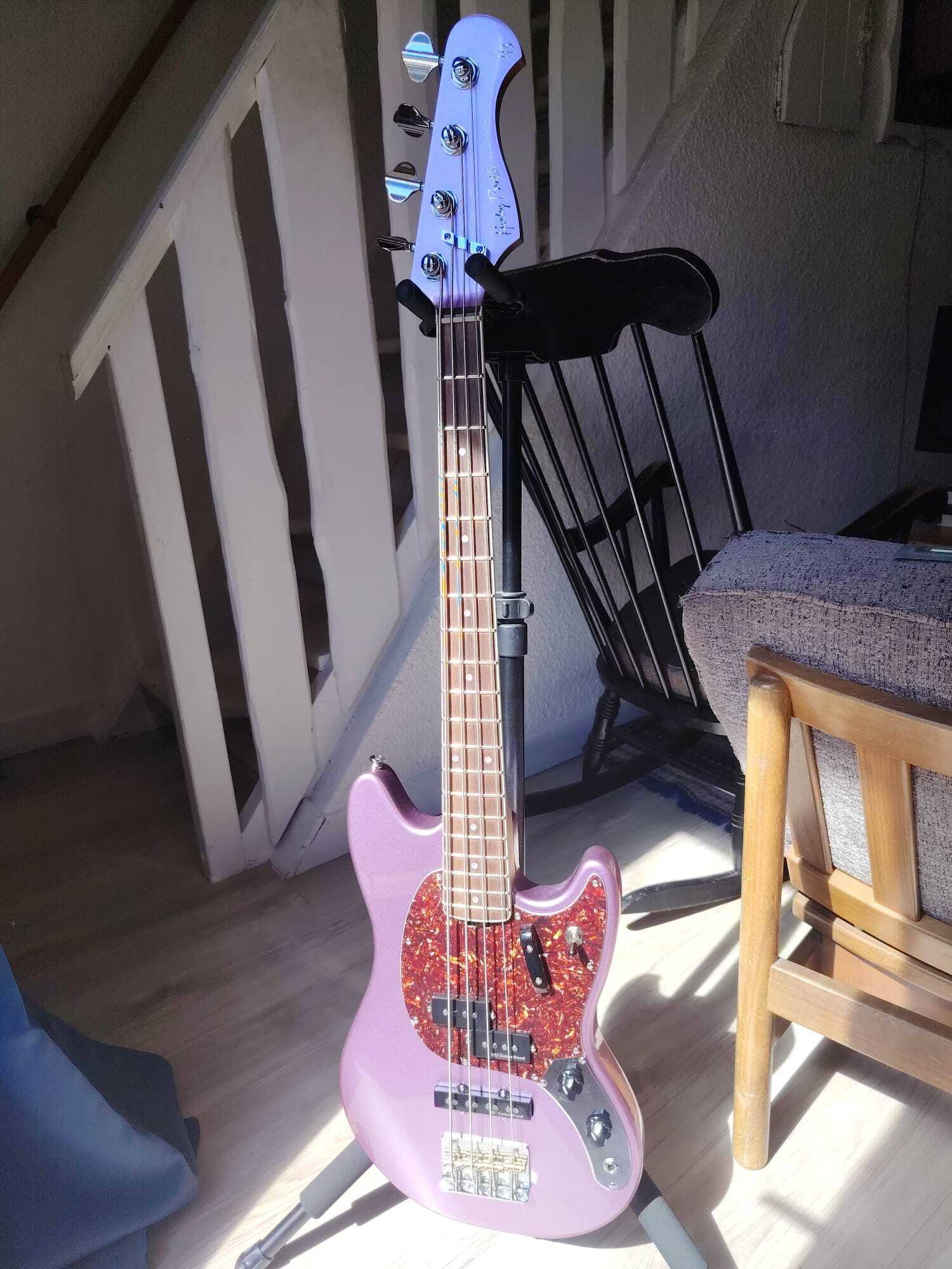 Basse Harley Benton MV-4MSB Burgundy Mist (Short Scale)