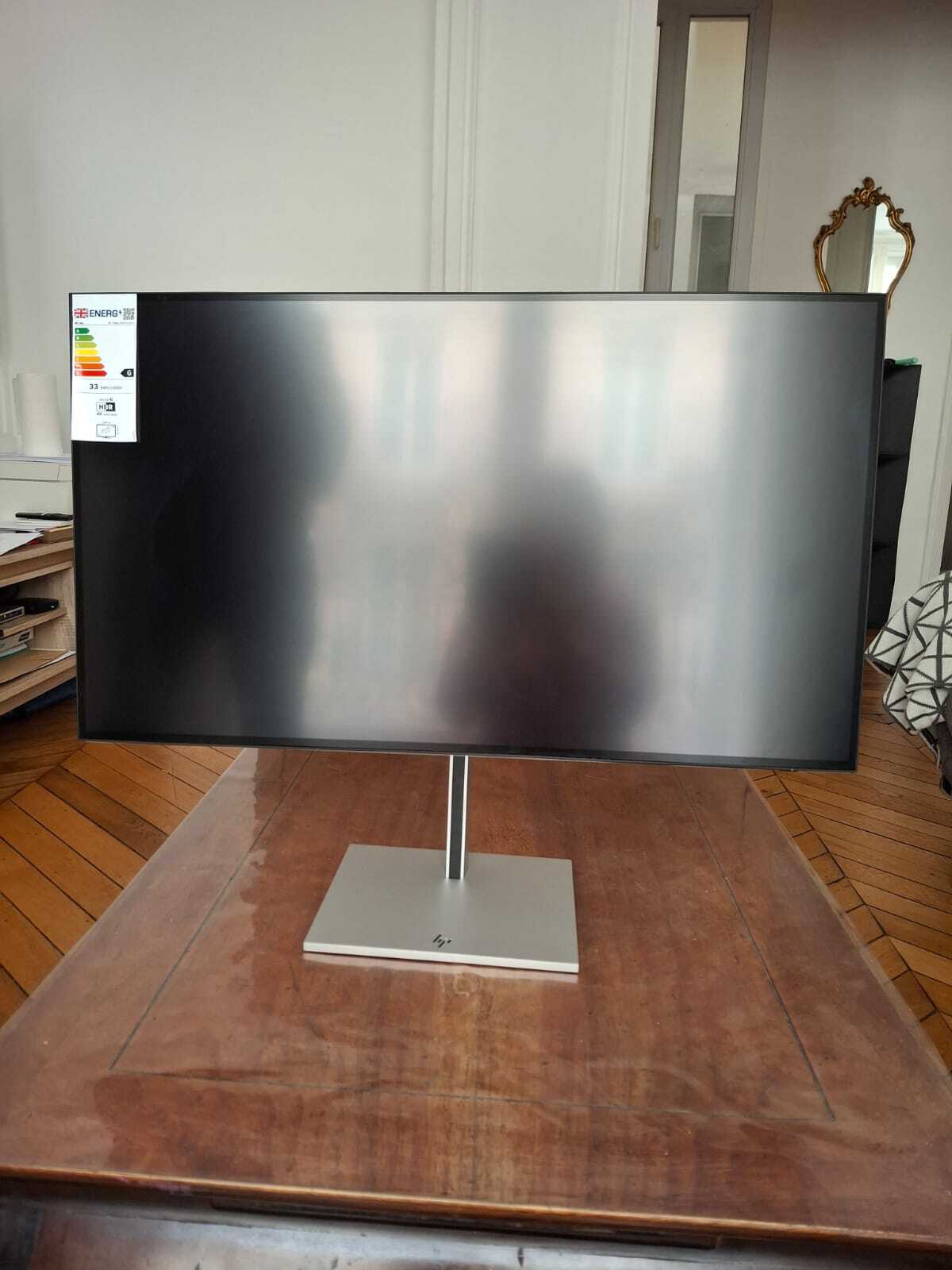 Vends écran PC neuf HP 732pK séries 7pro. Dans son carton, jamais servi. 