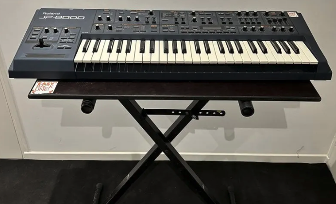 vends Clavier Roland JP8000