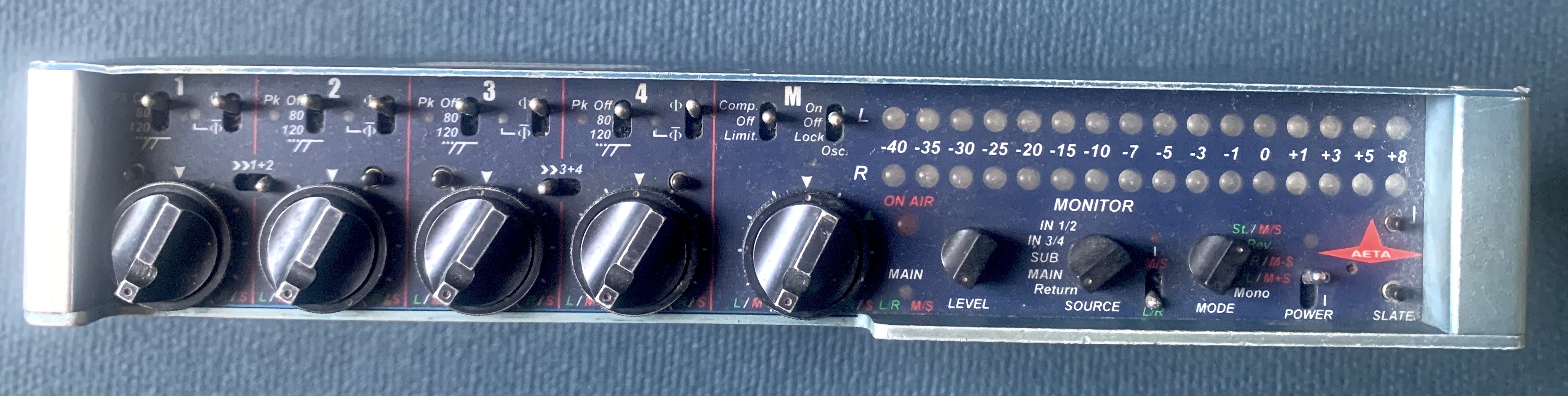 Préampli Mixette 4/2 Studio/ext, directs OUT sur 