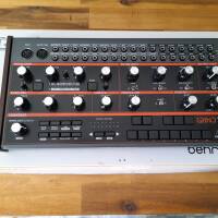 Behringer Grind kustomisé