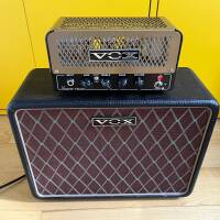 Vends Vox Lil' Night Train Gold Set édition limitée (tête + baffle)