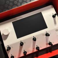 Neural DSP Quad Cortex Édition Spéciale Blanc/Noir