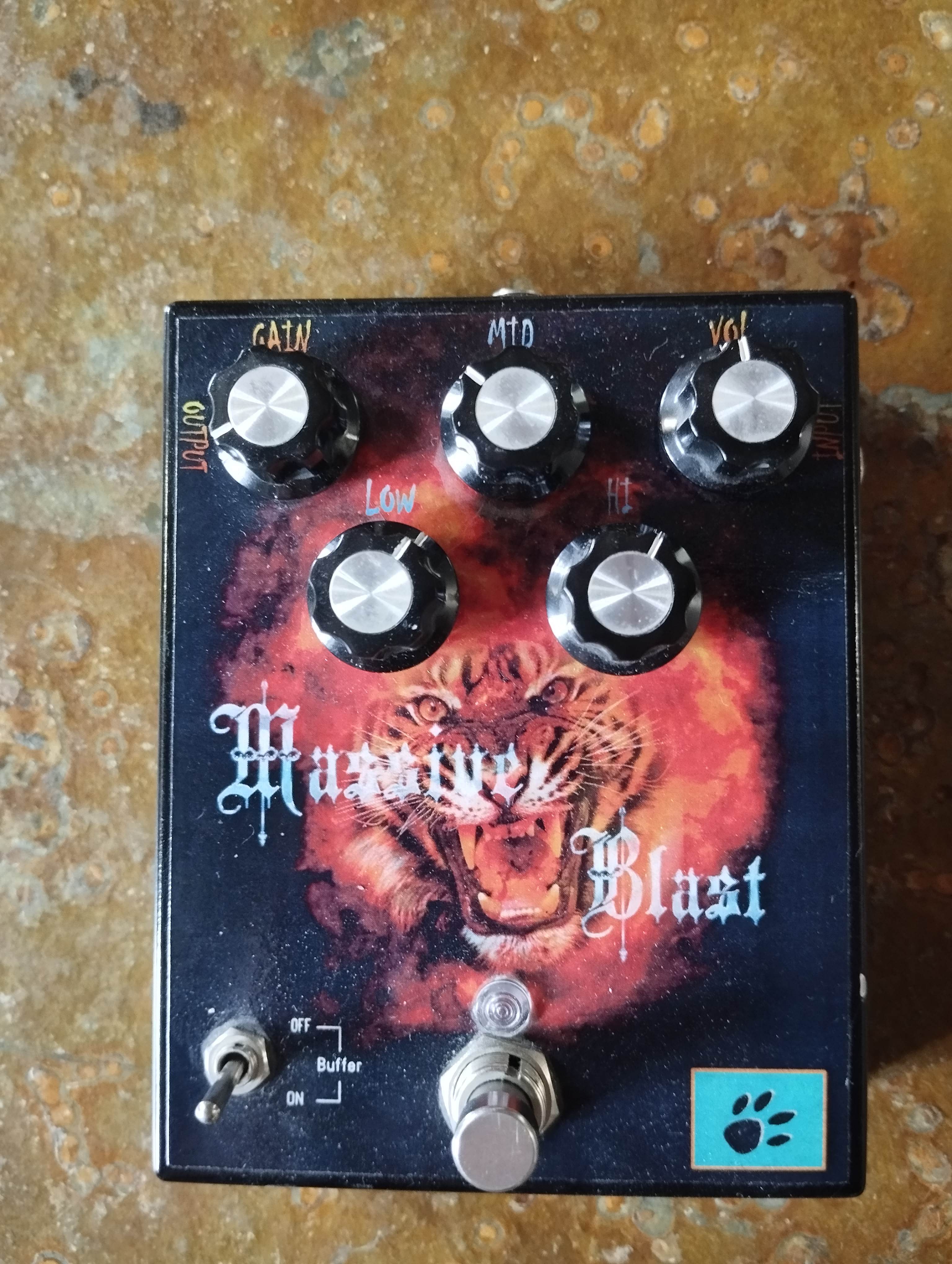 Pédale artisanale de distorsion