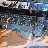 Vend 2 patchs Neutrik