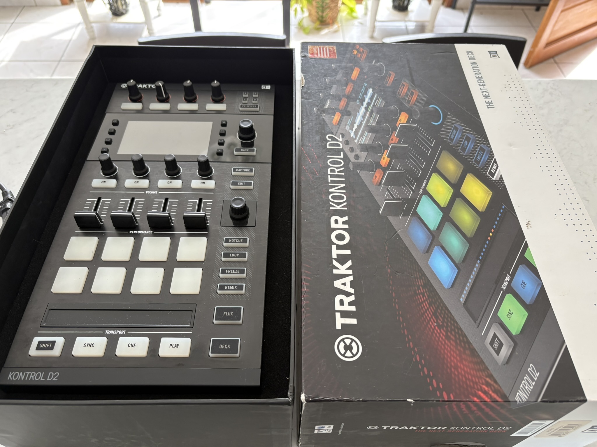 TRAKTOR D2