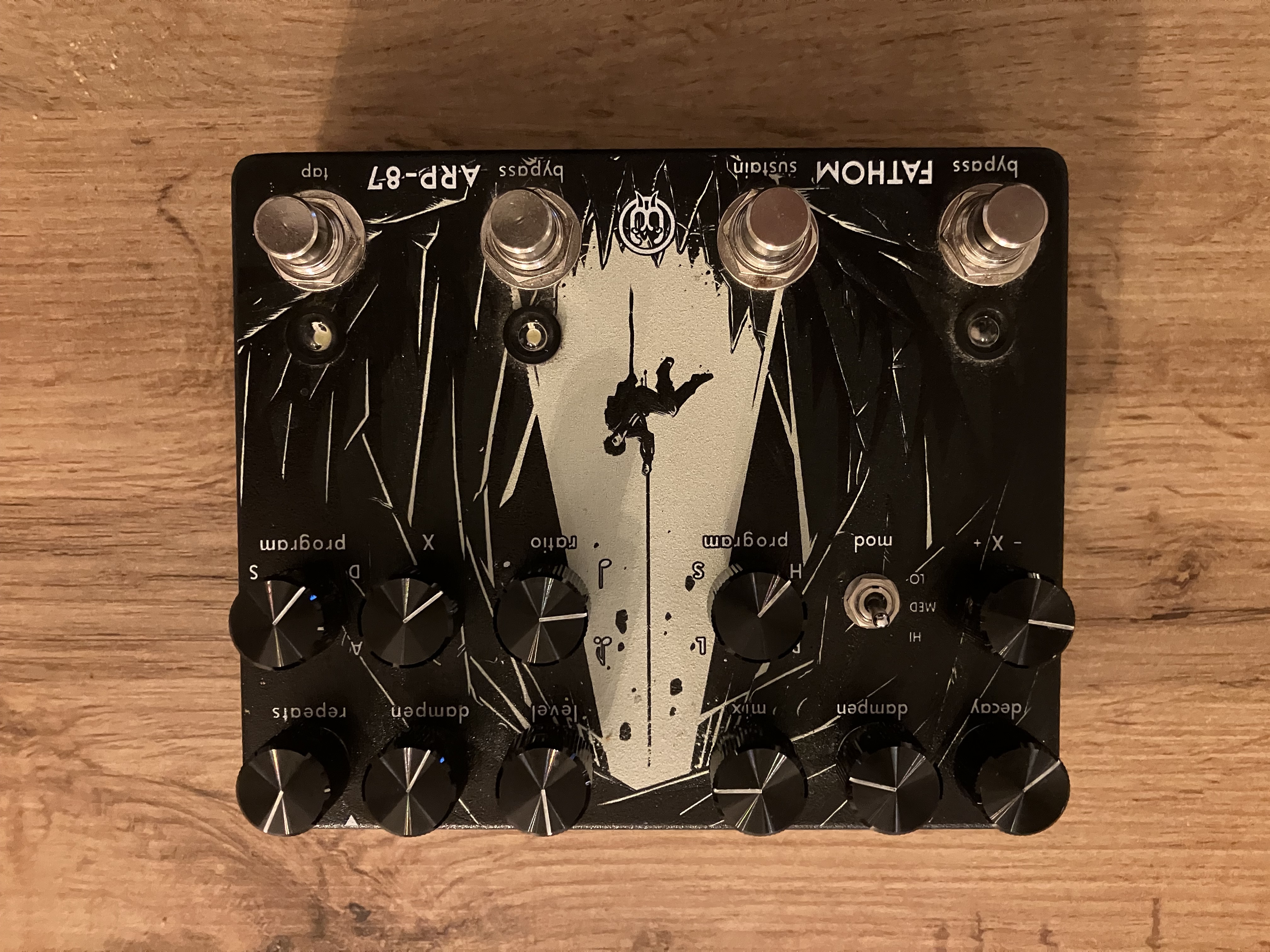 Walrus audio ARP-87 / Fathom