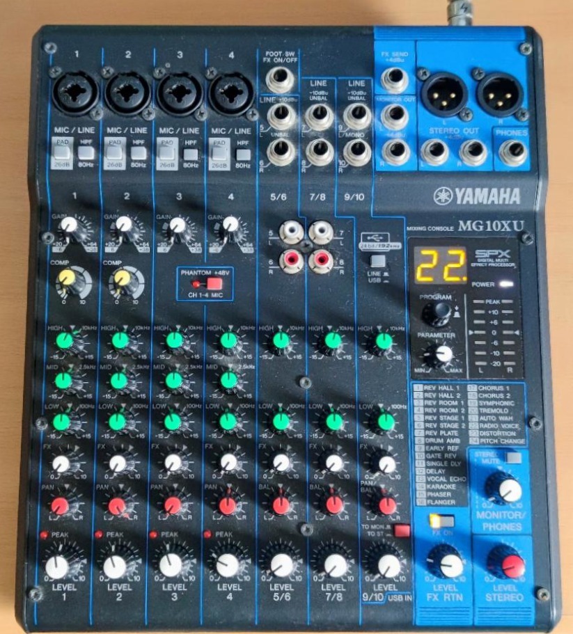 Vends table de mixage Yamaha MG10XU