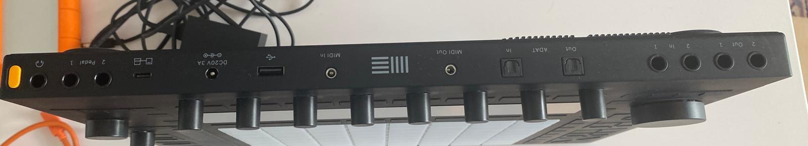 push 3 standalone , etat neuf avec deck saver  garentit jusque dec 2028