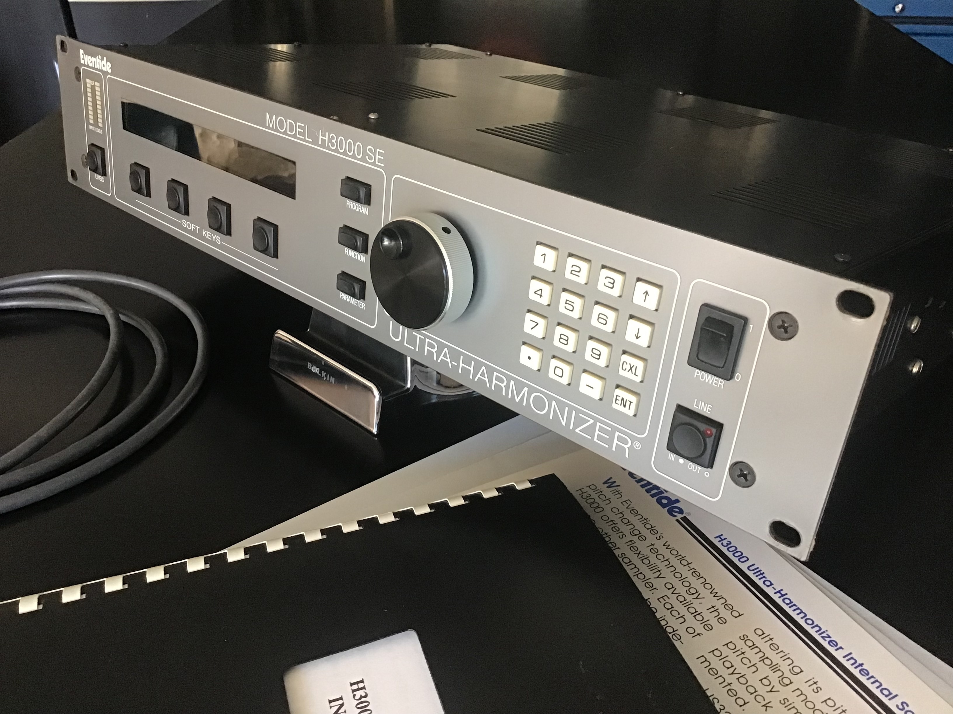 H 3000 front 5