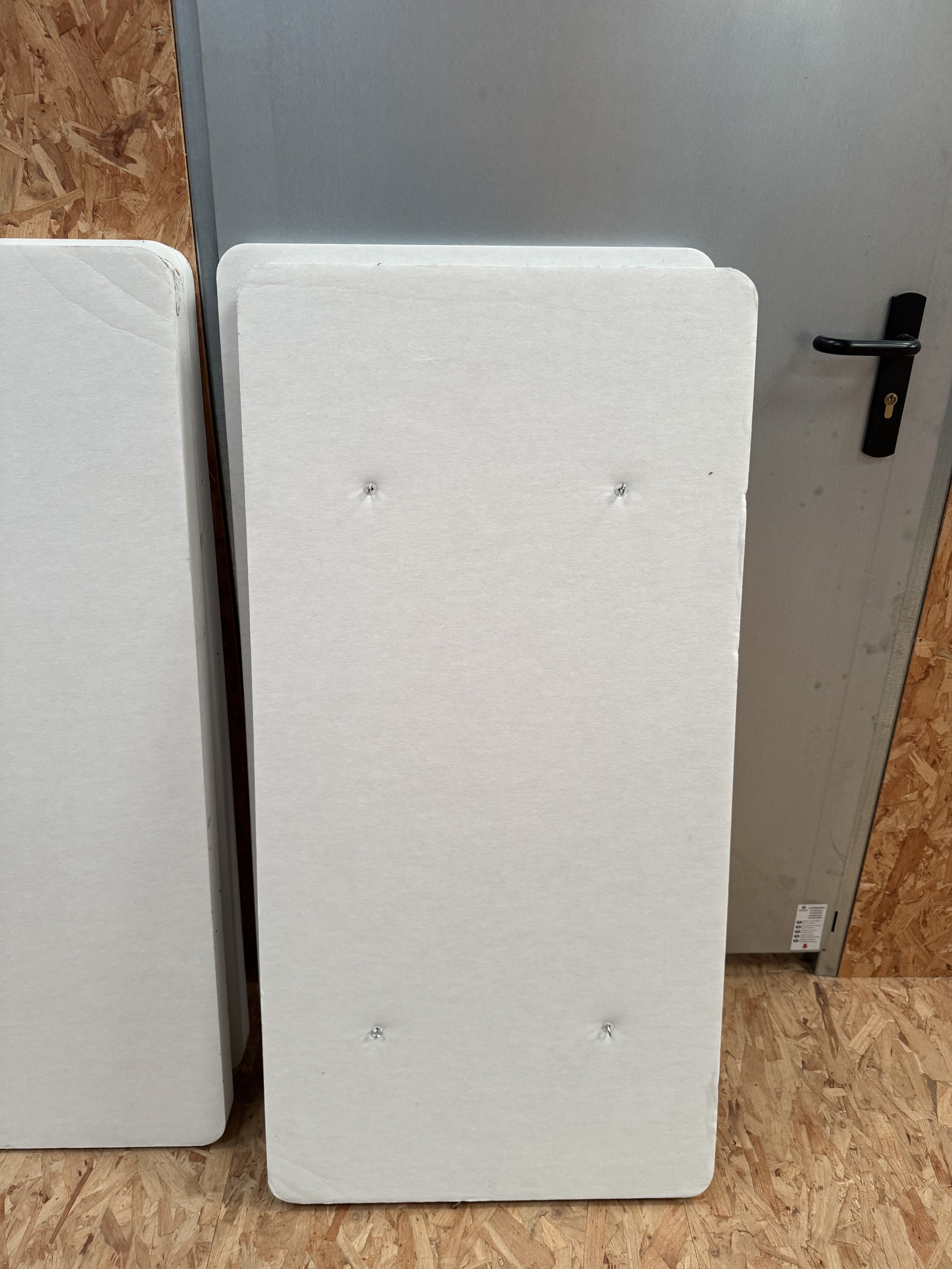 the t.akustik PET Ceiling Absorber 120. modele BLANC 