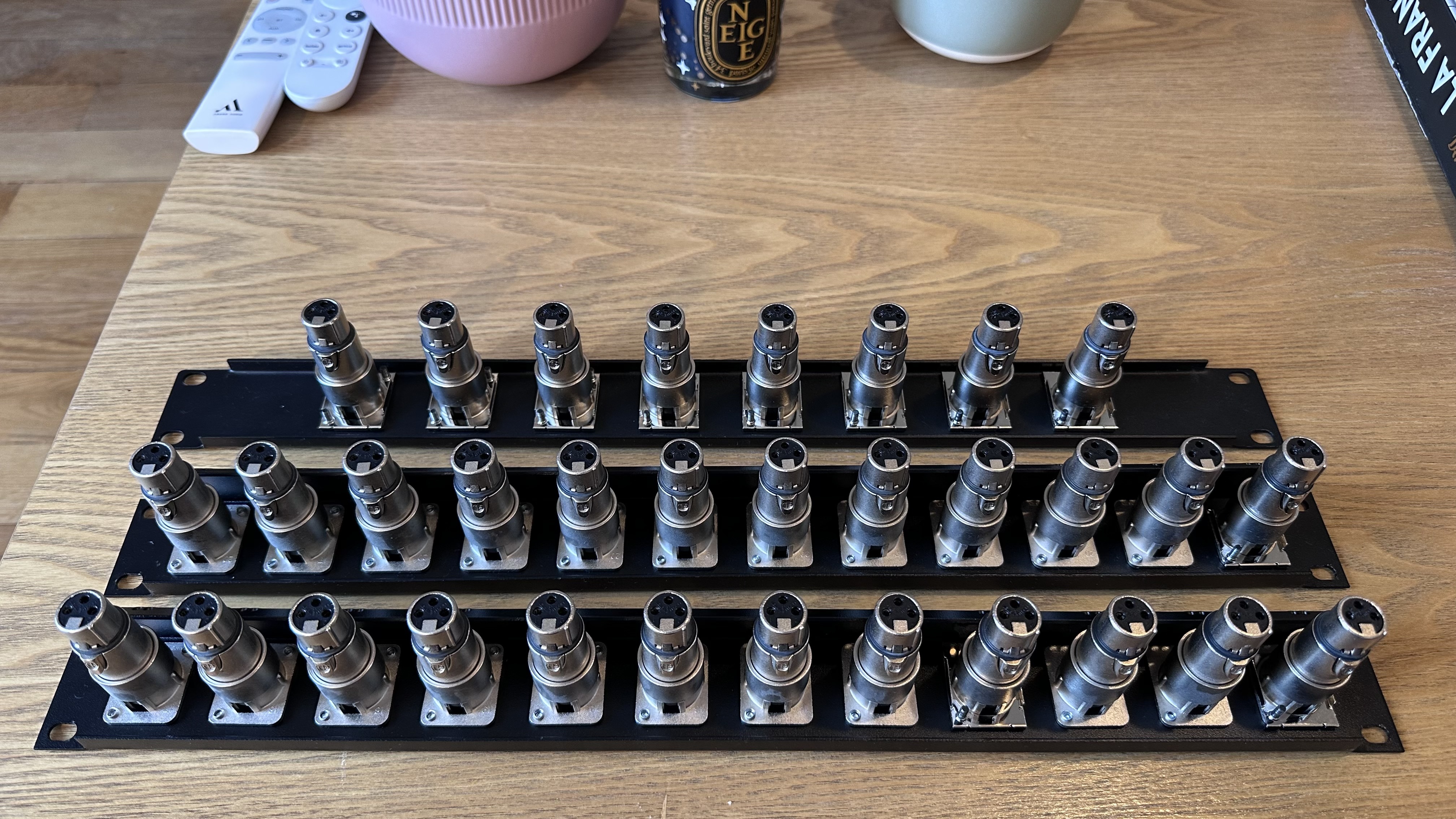 Connecteurs Neutrik NA3 MDF