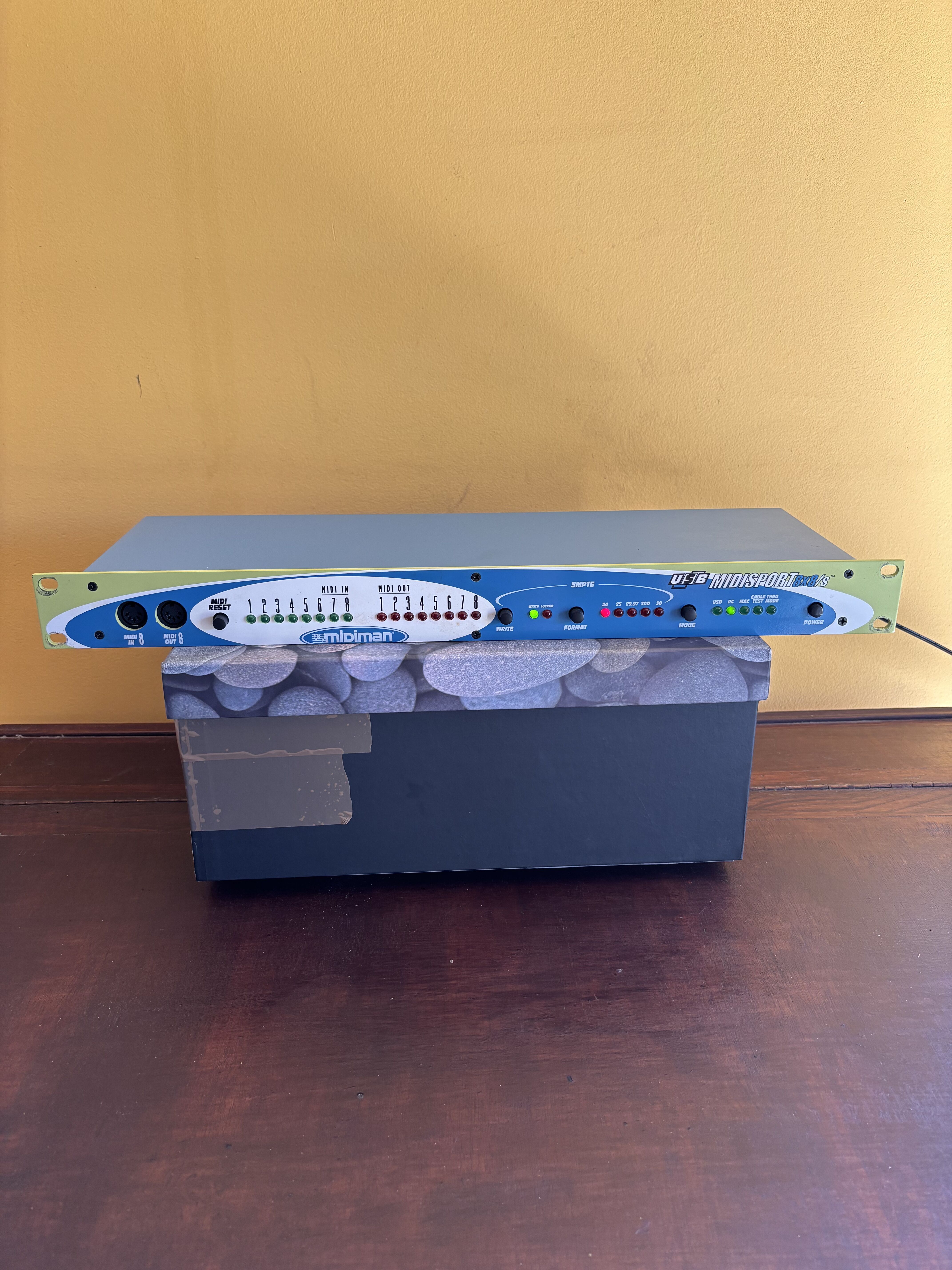 M-Audio Midisport 8x8s