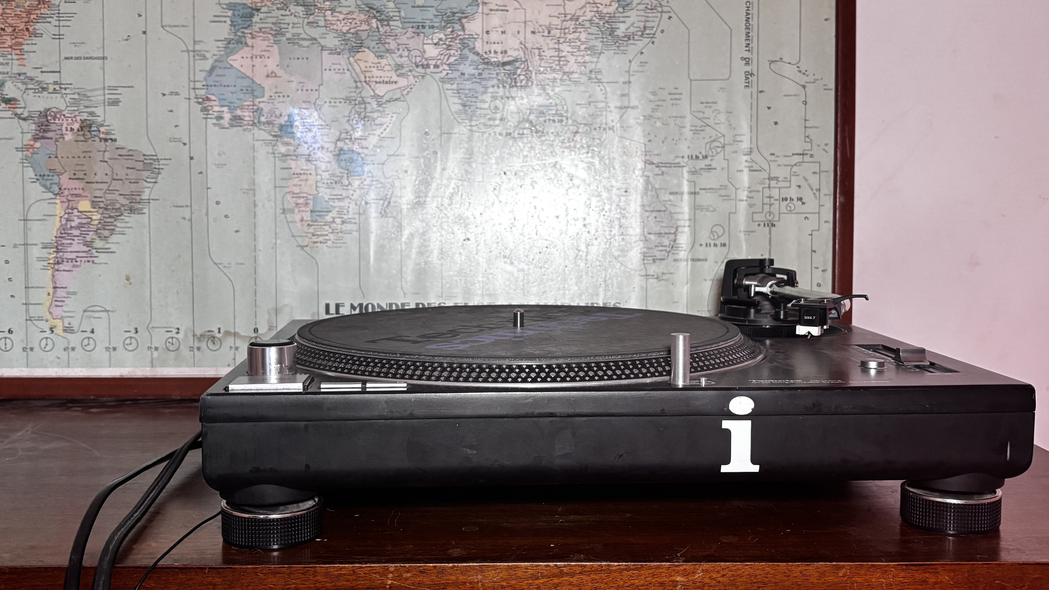 Paire de Technics SL-1210 MK5 – Pièces Historiques (Ex-Club Fabric London)