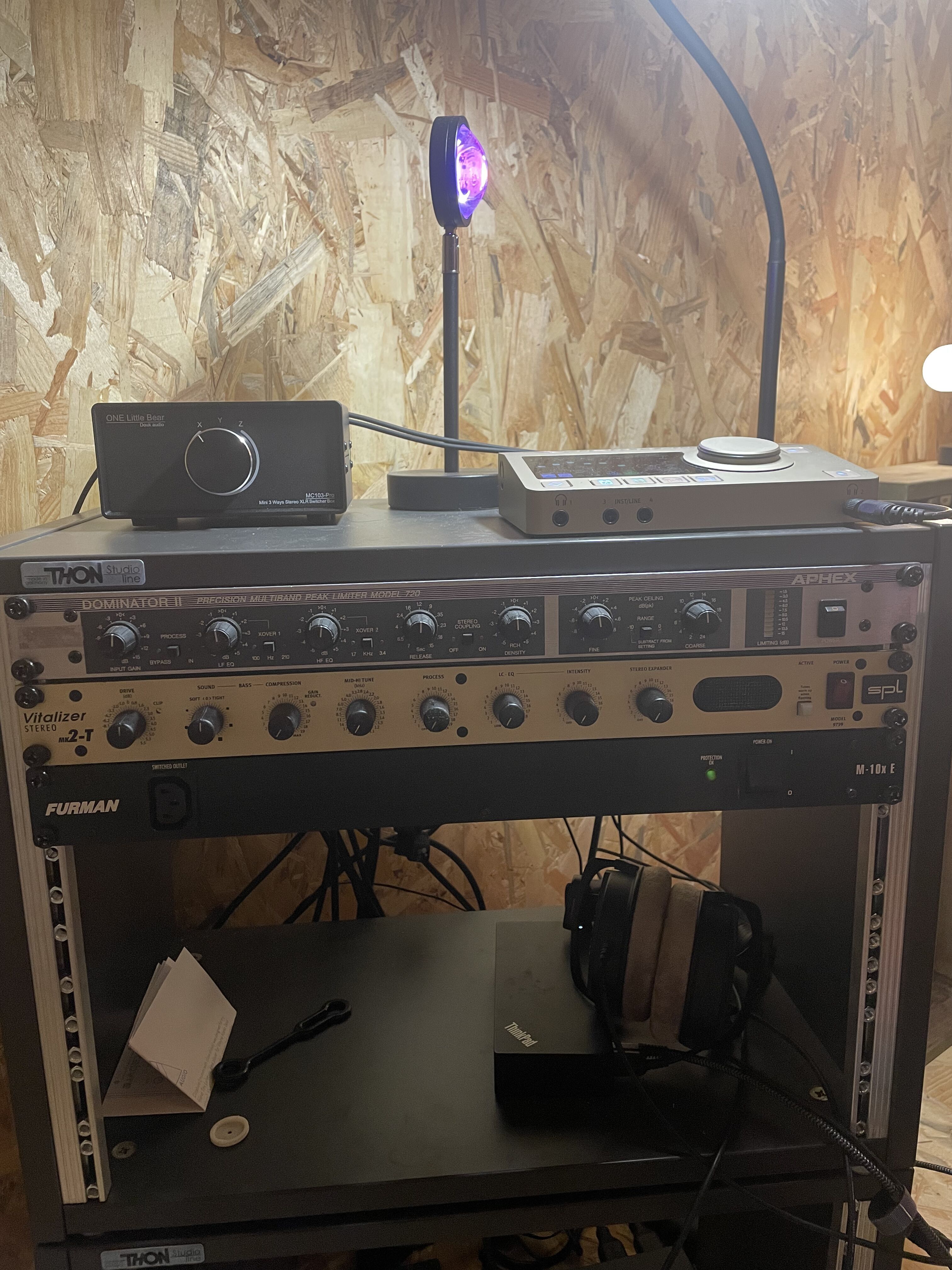 Aphex 720 Dominator II