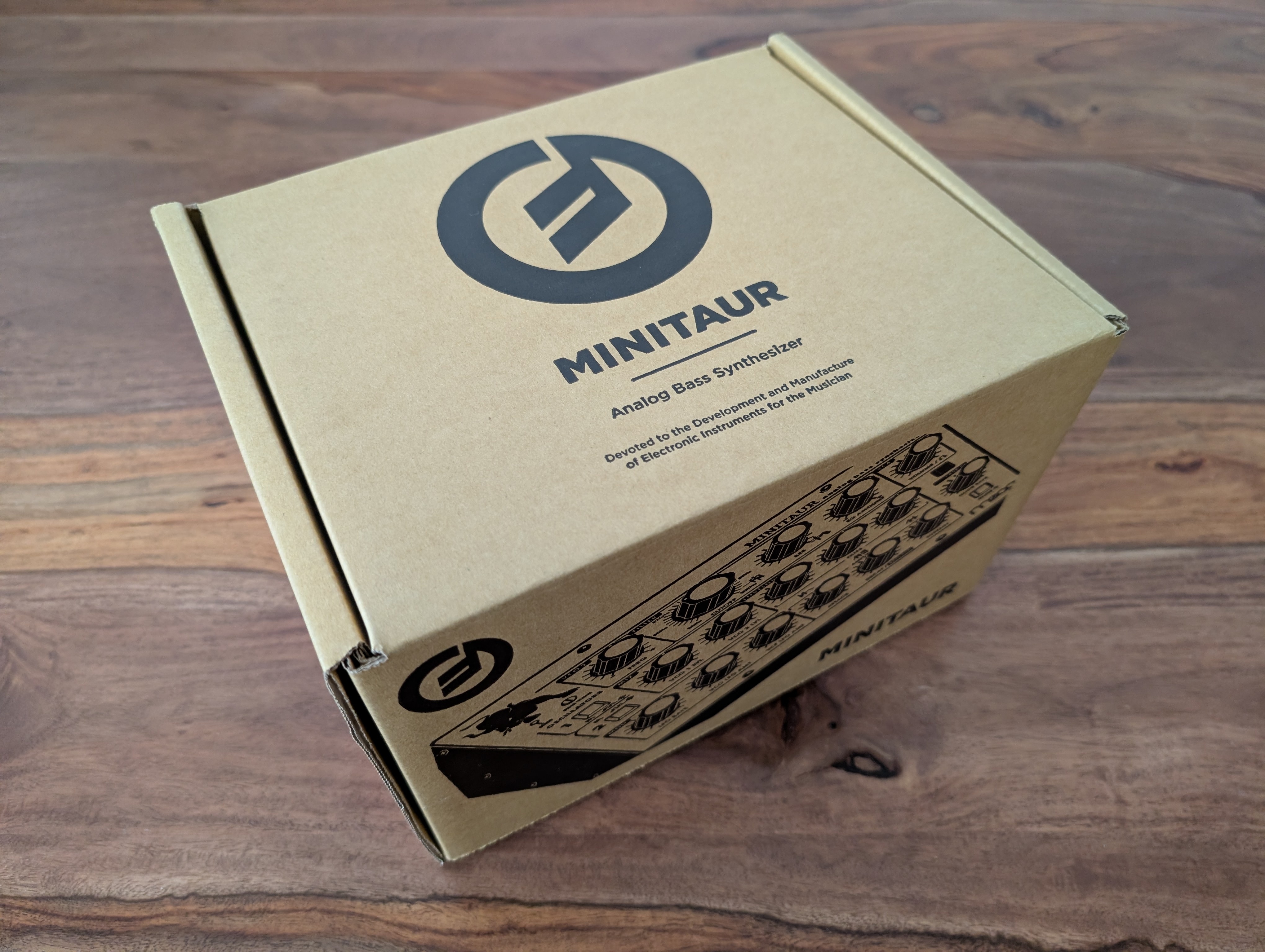 Moog MINITAUR