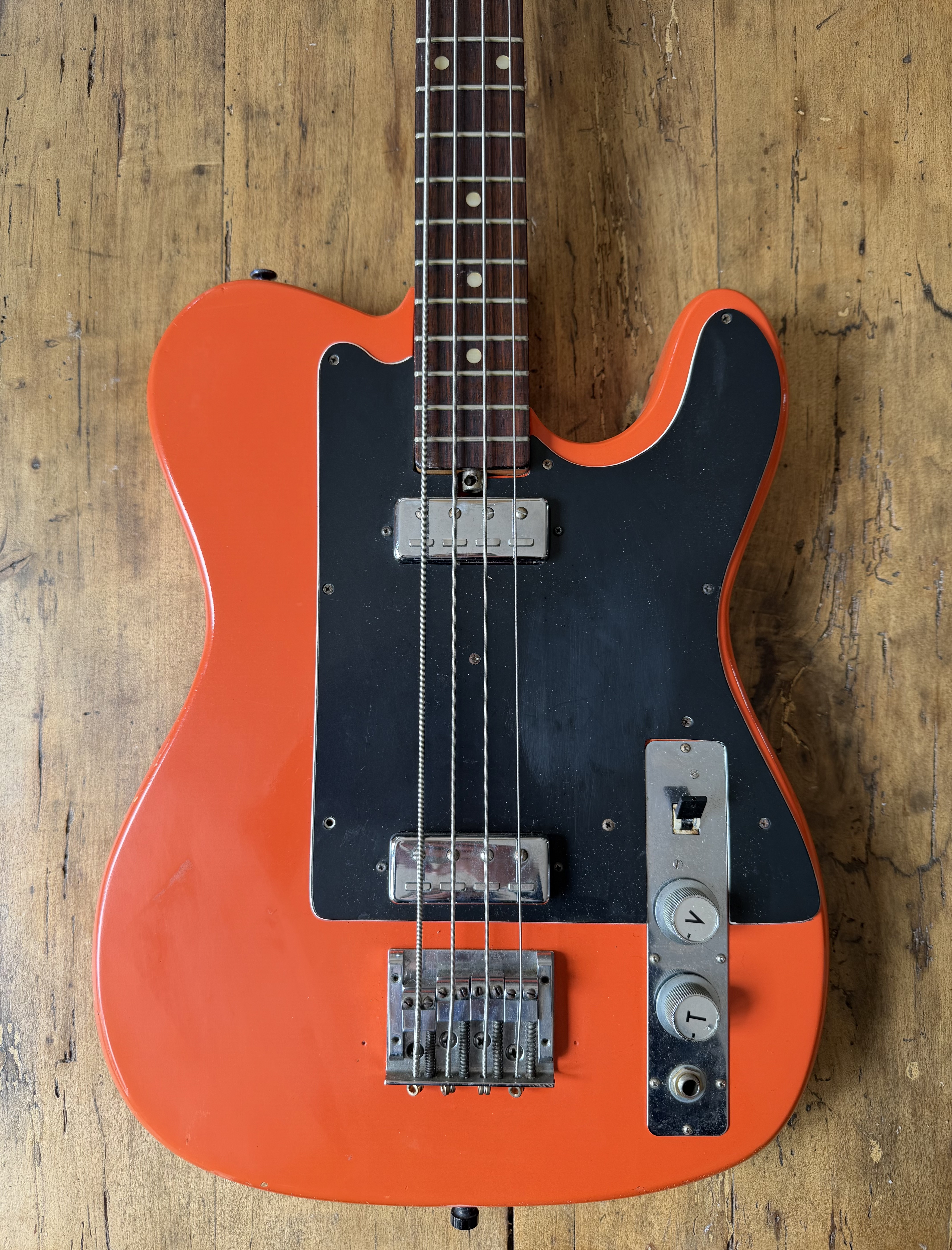 Hofner 186 TeleBass (1971) - Red/Orange