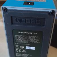 vend pédale boss vibrato vb-2w waza craft