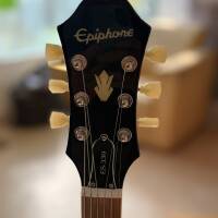 À vendre guitare Epihone ES 339 Guitare seule 350 euros ( prix neuf 481 euros) Avec ampli Finder et coffre : 400 euros