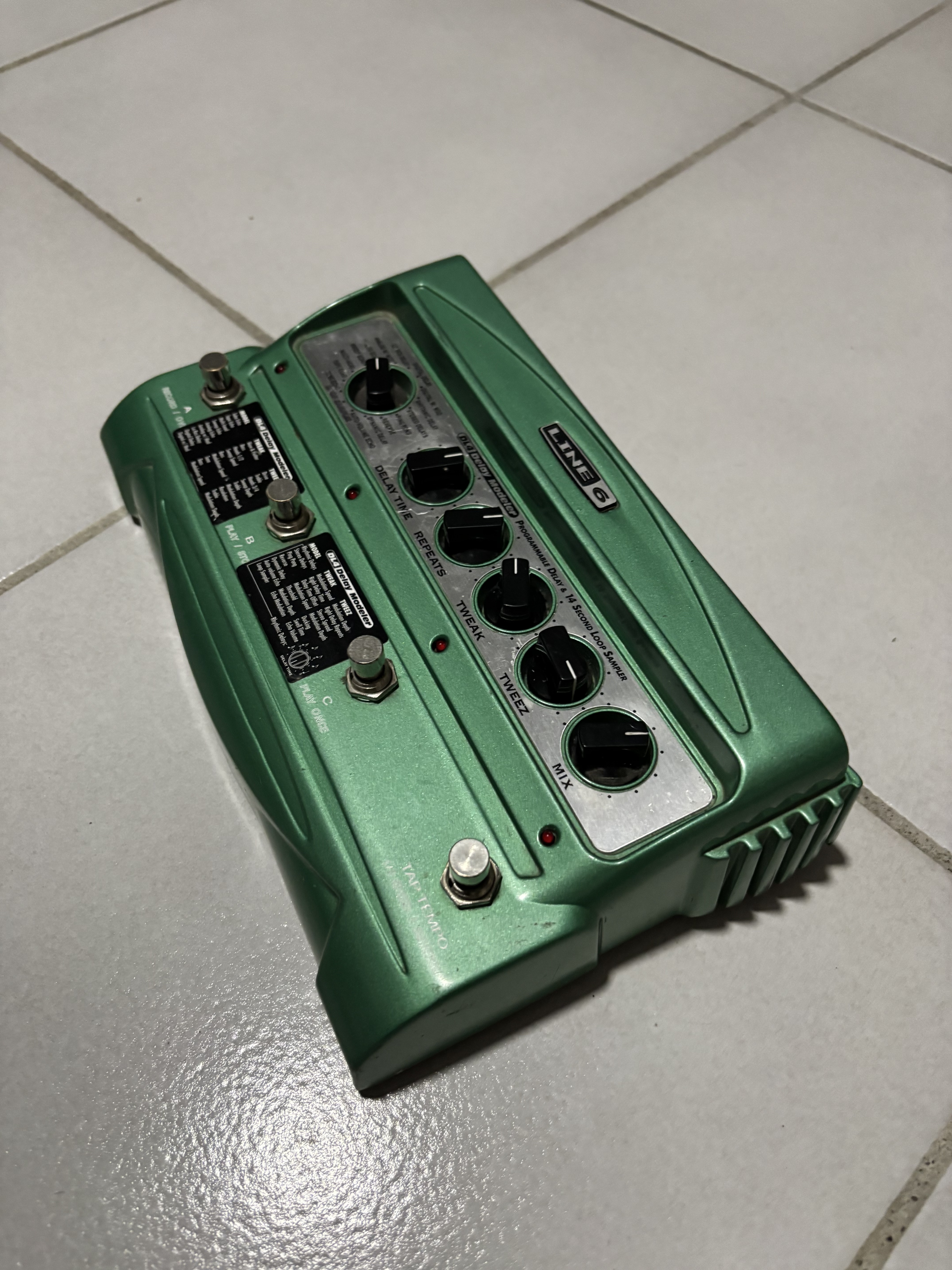 Vends Line 6 DL4 Première version.