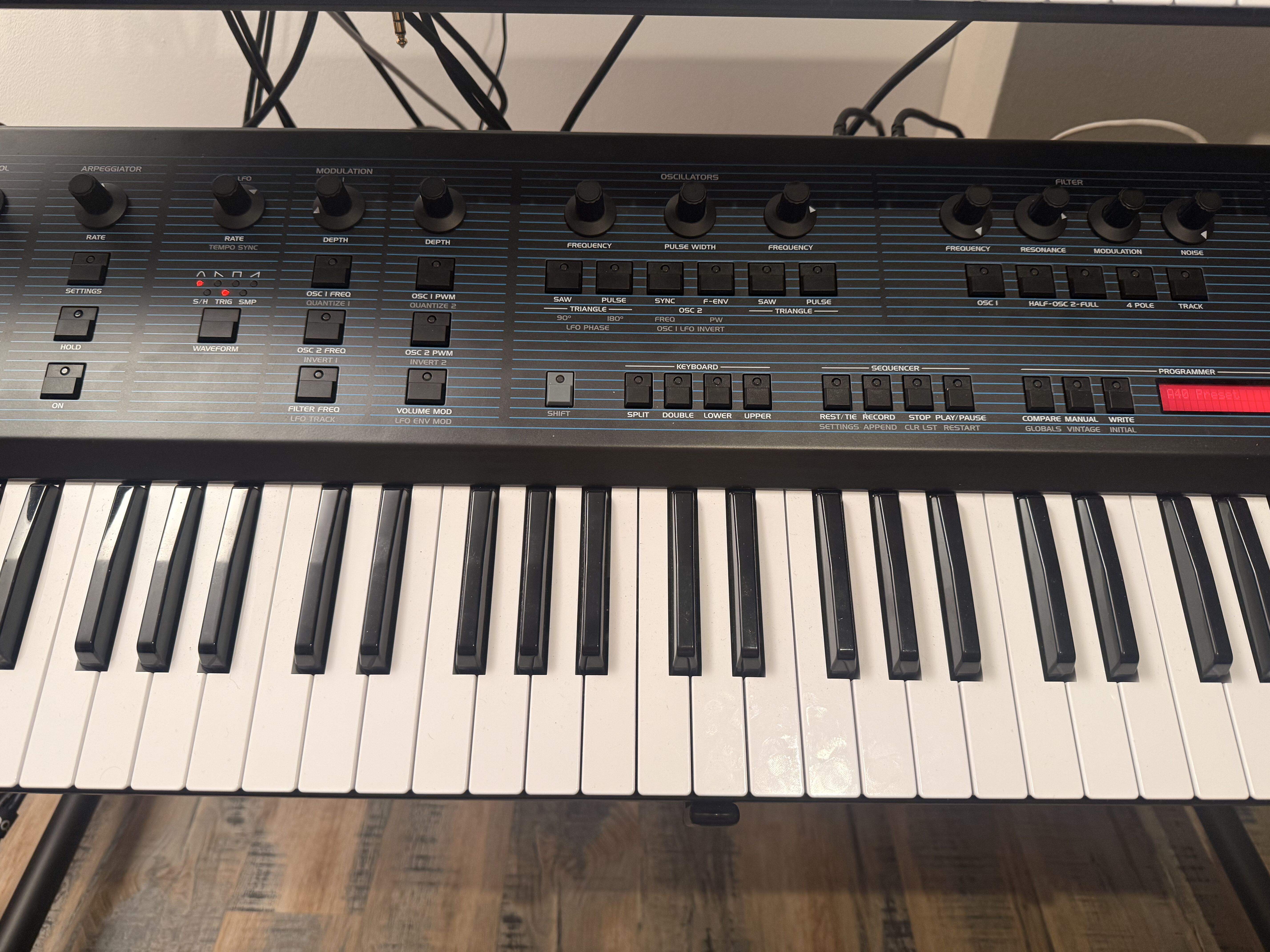 Vends Behringer UB-Xa