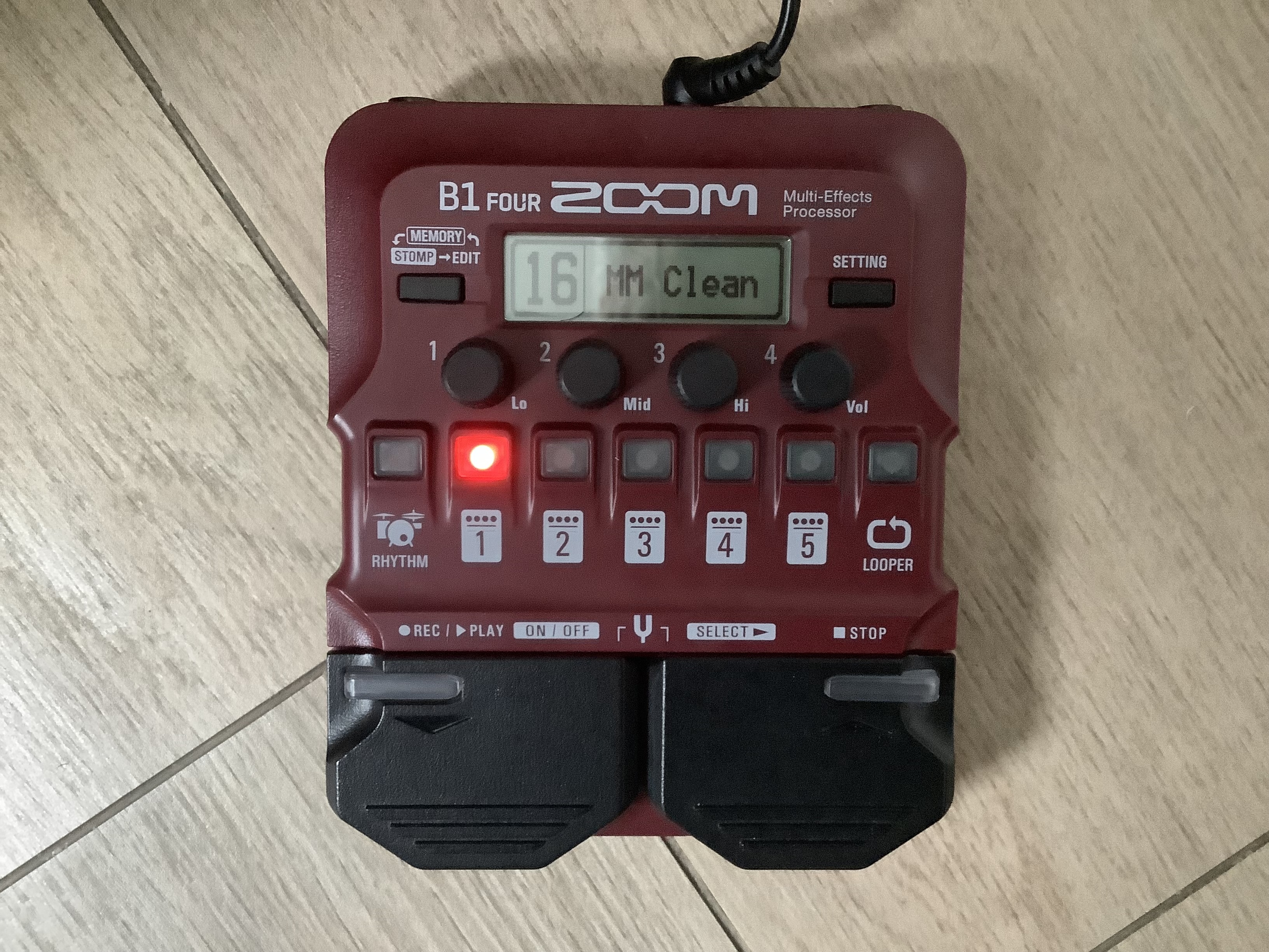 Zoom B1 effet basse