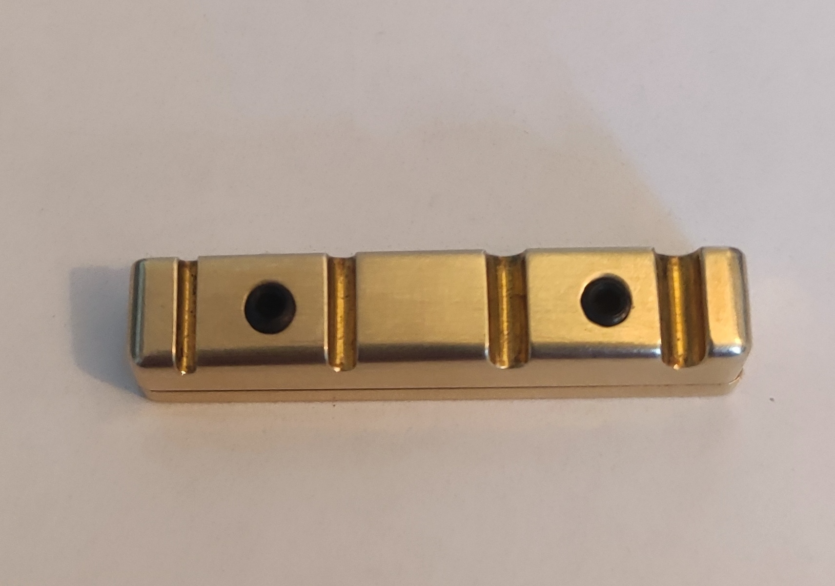 Warwick Just A Nut III laiton 4cordes / largeur 38,5 mm