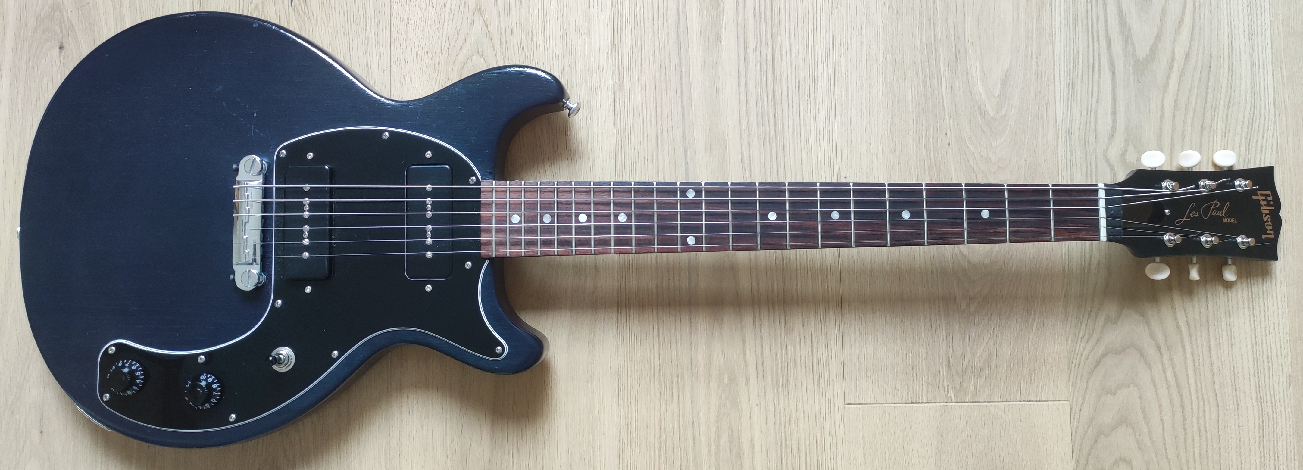 Gibson Les Paul Spécial DC tribute blue stain (upgrade de studio)