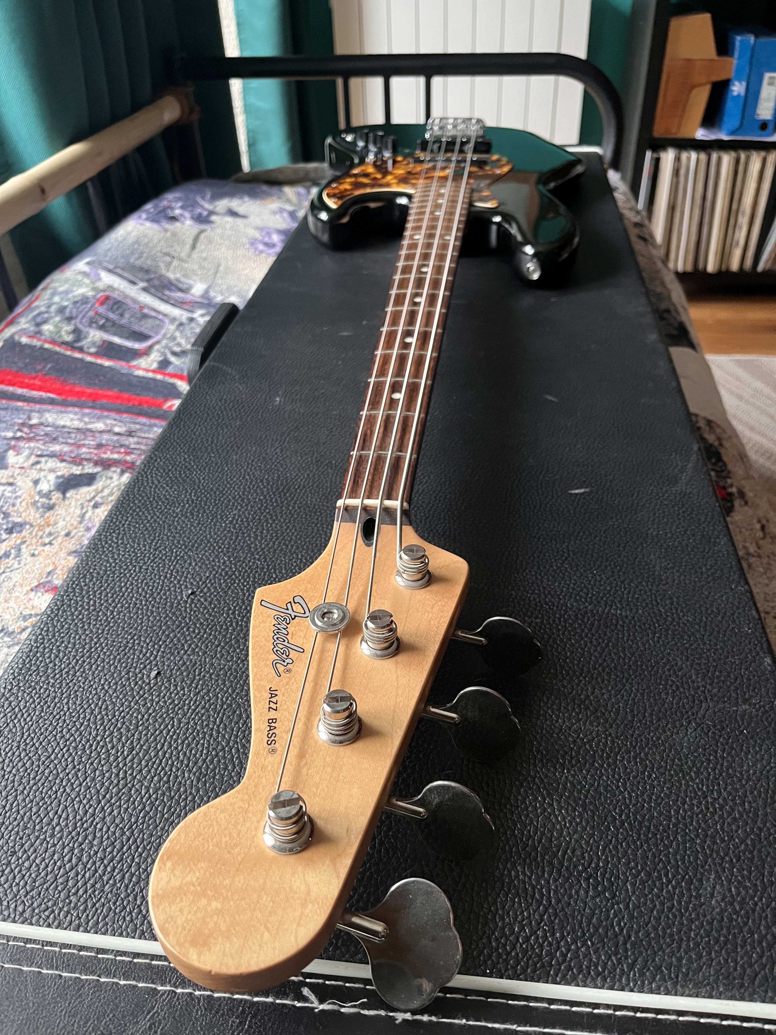 Vends jazz Bass MIJ 2013