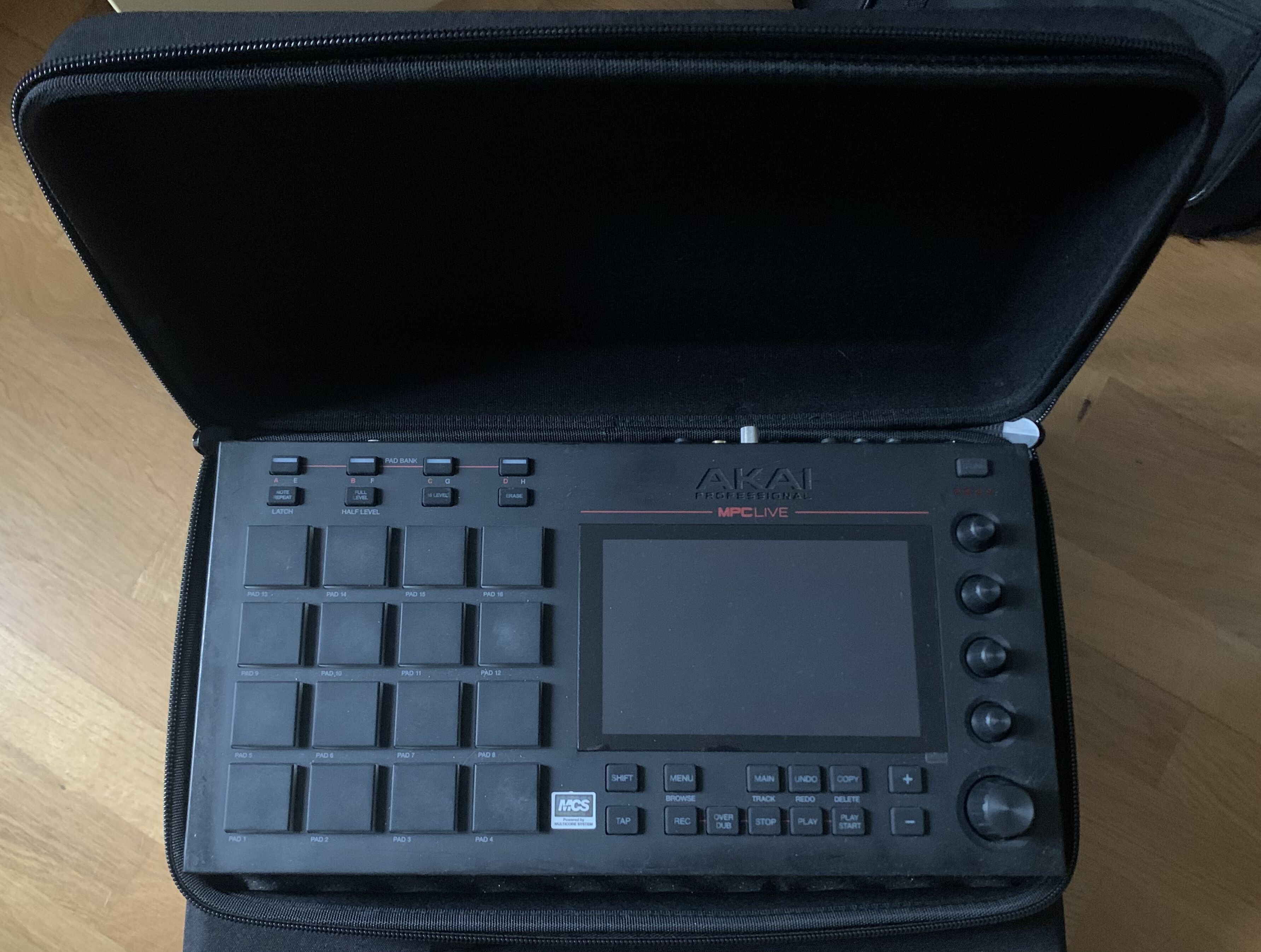 Mpc Live