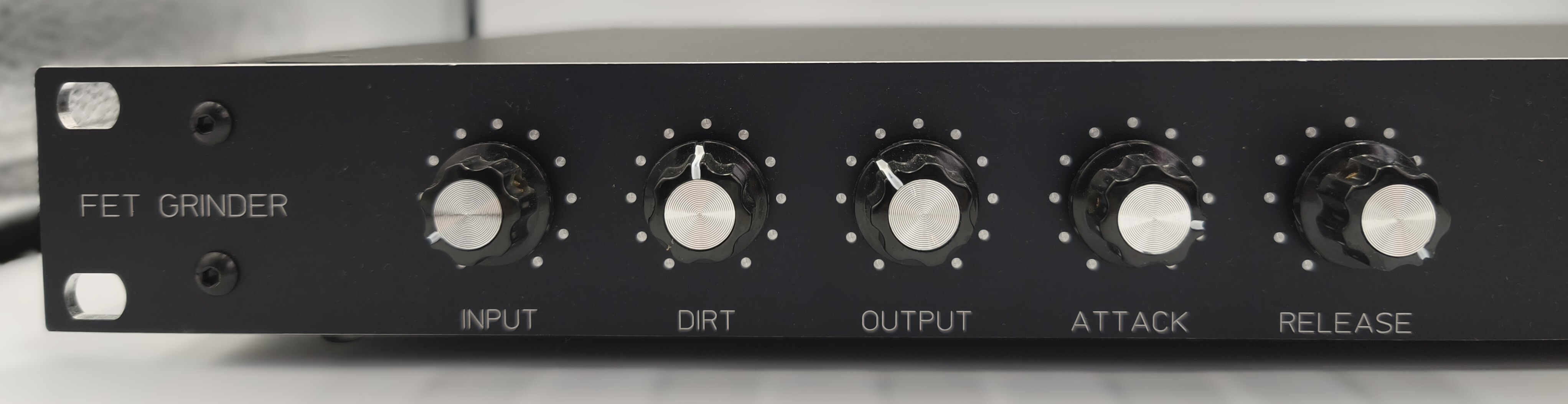 FET Grinder - 2025 -  Front left view