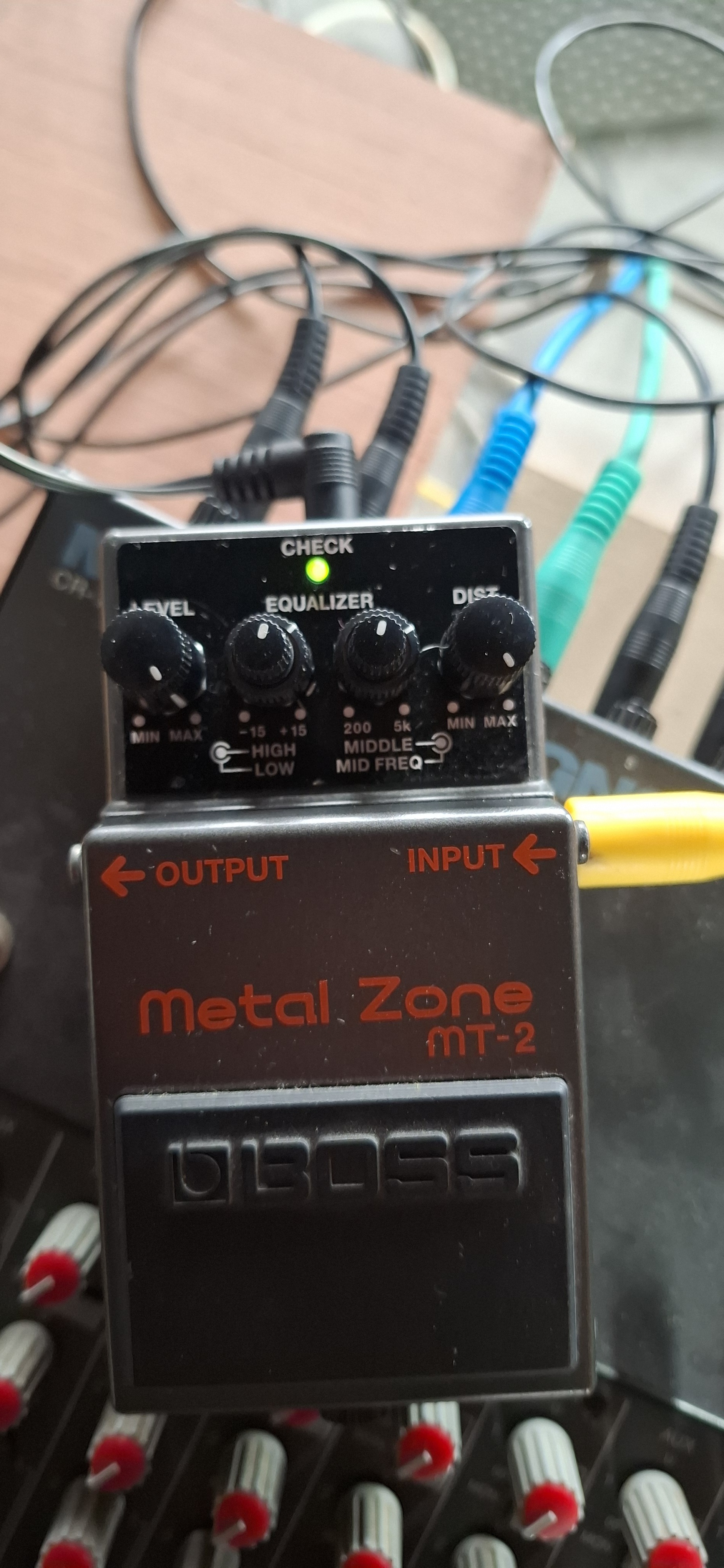 vends metal zone modifiée (cap c35 enlevé)