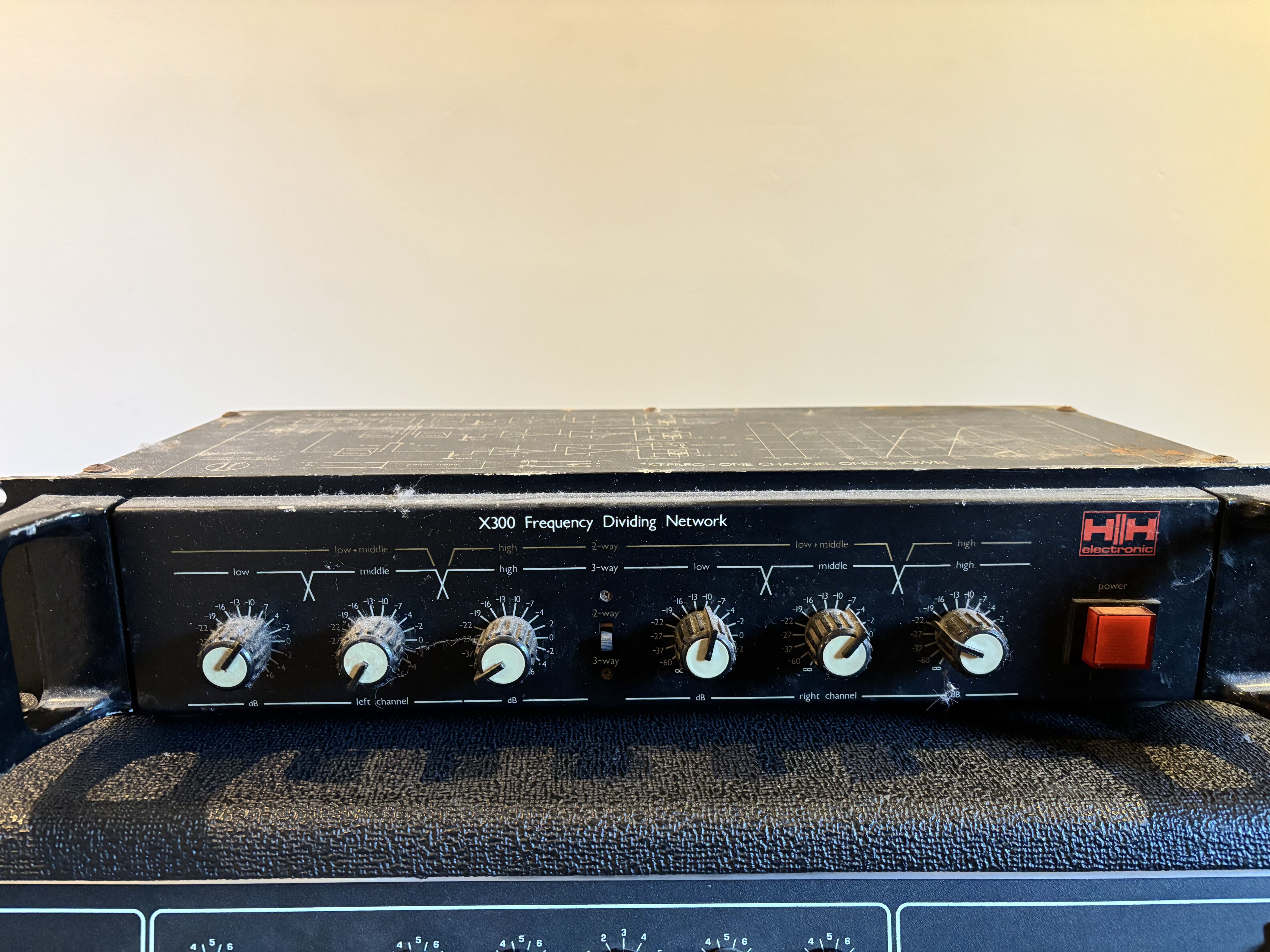 HH  X300 frequency dividing network (Crossover)