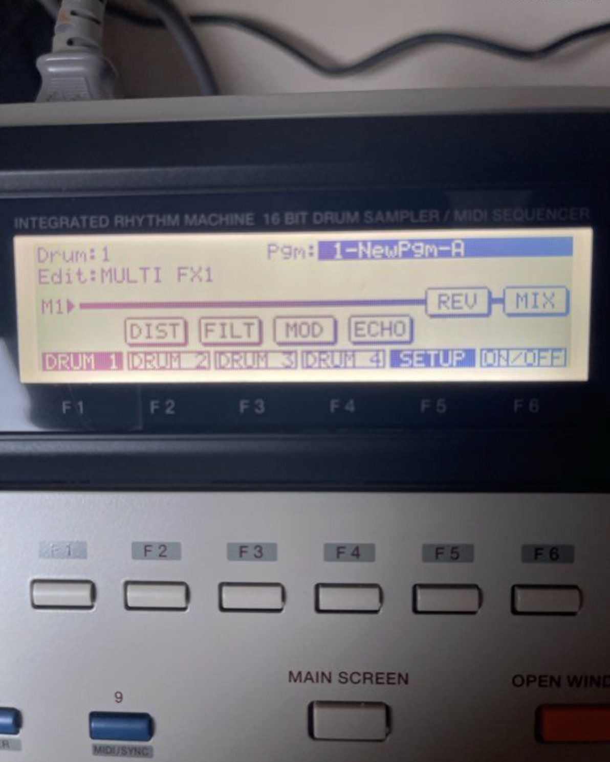 Akai Professional MPC2000XL (49097)