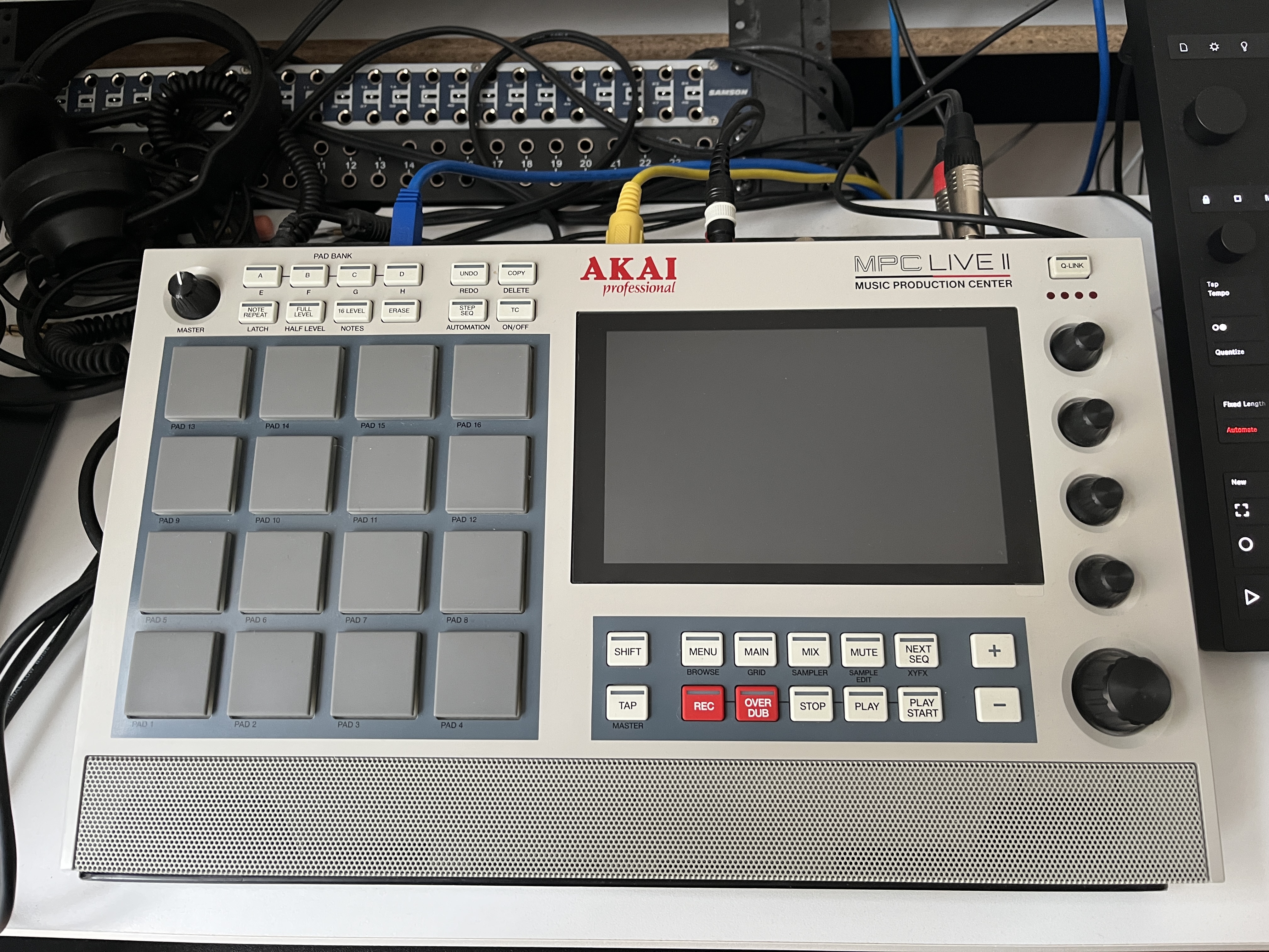 Vends MPC LIVE II retro édition