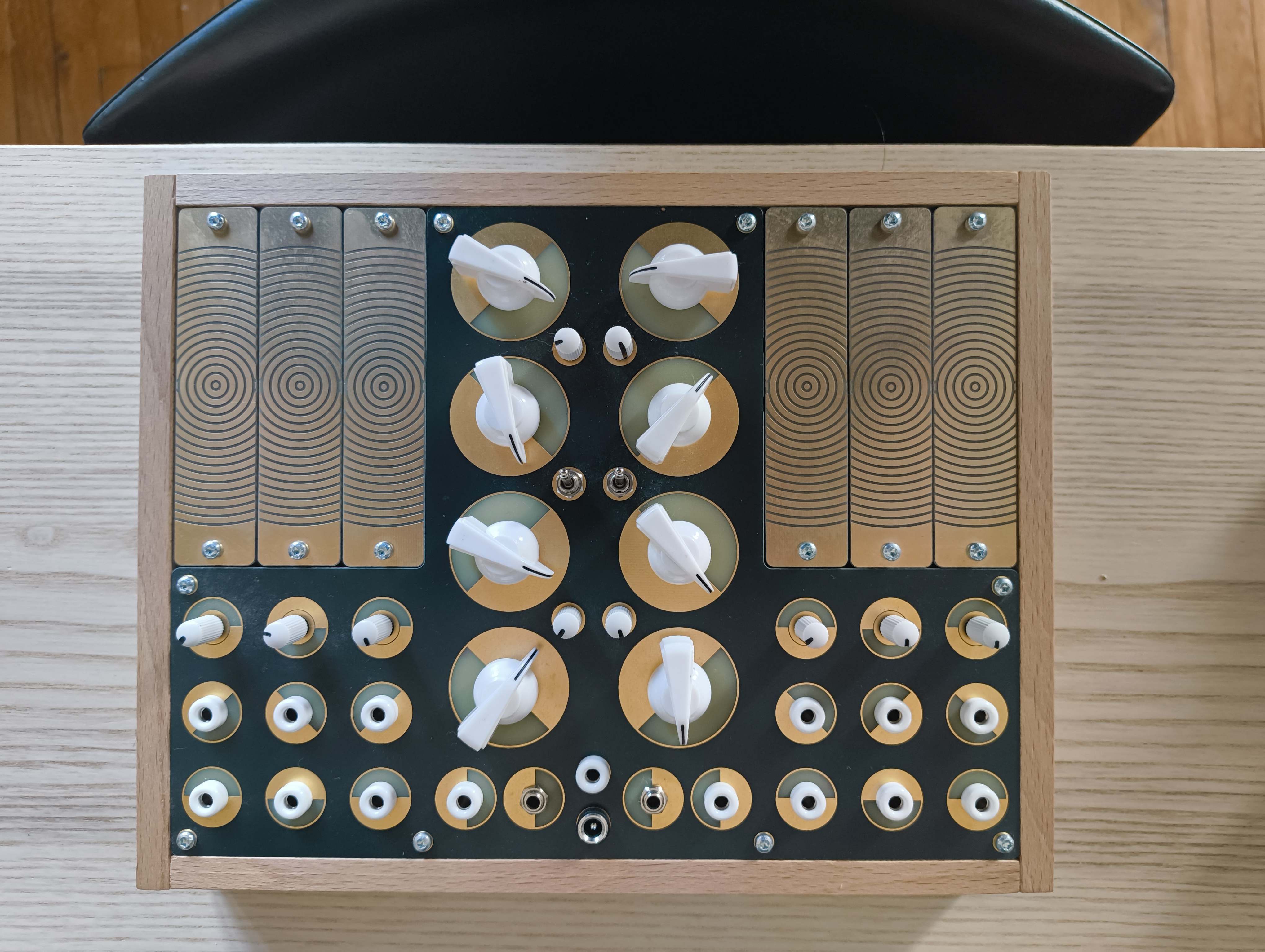 Vends Tilde Instruments Touchdog