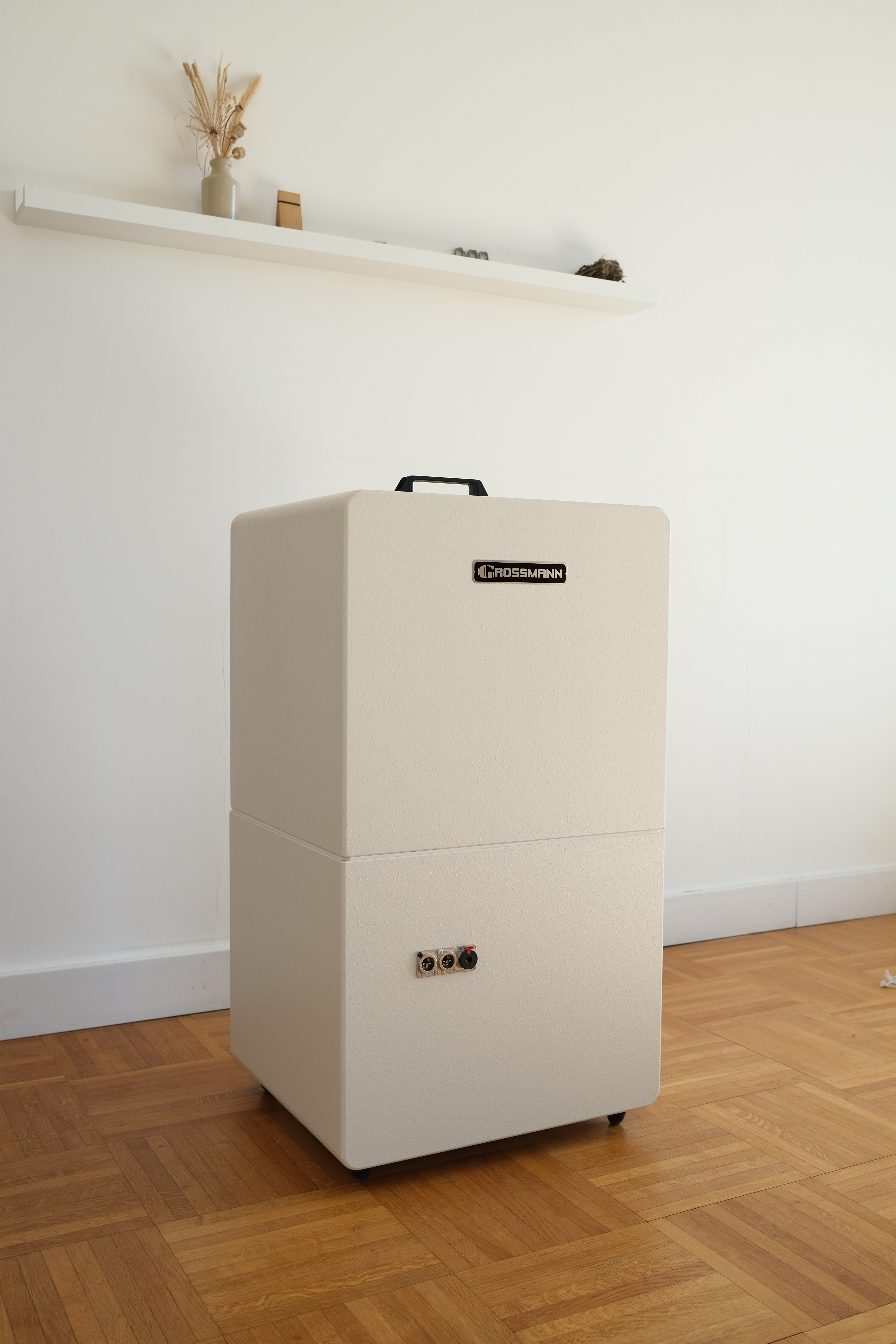 FATBOX / SG BOX Cabinet d'Isolation Blanc 2 ou 3 sorties XLR