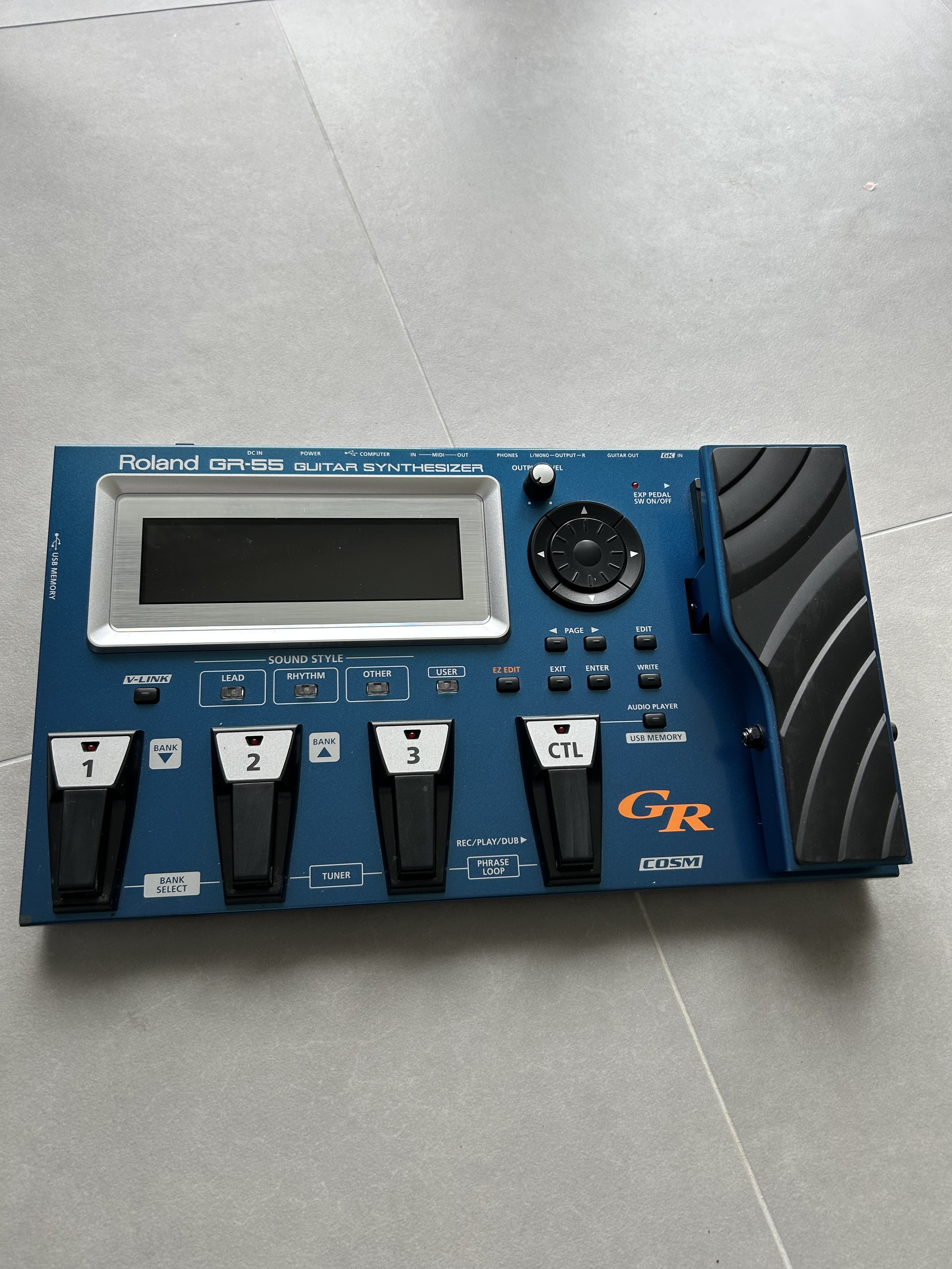 Roland GR55 + GK3 pour basse