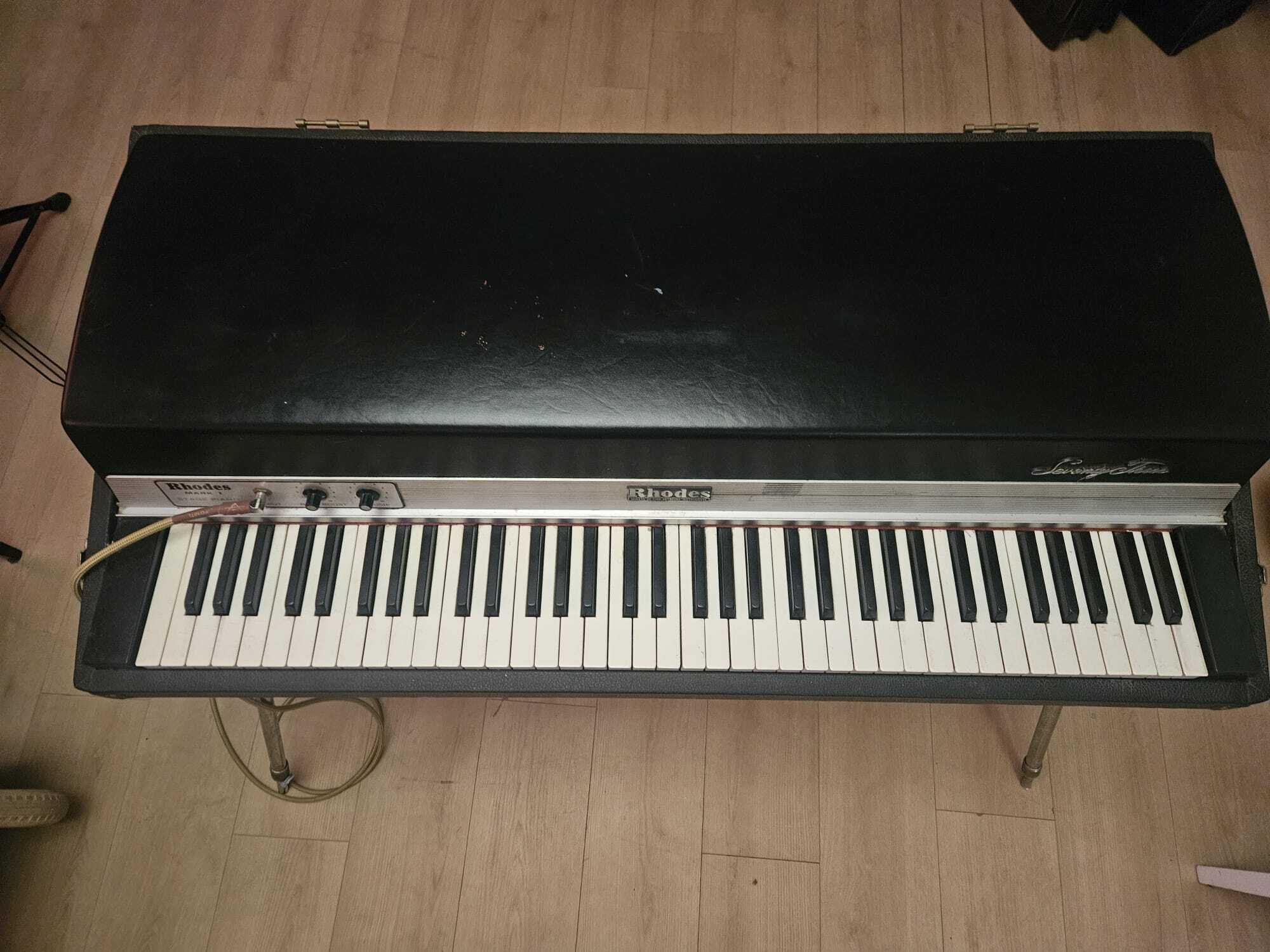 Piano Fender Rhodes mark I - 73 de 1979 