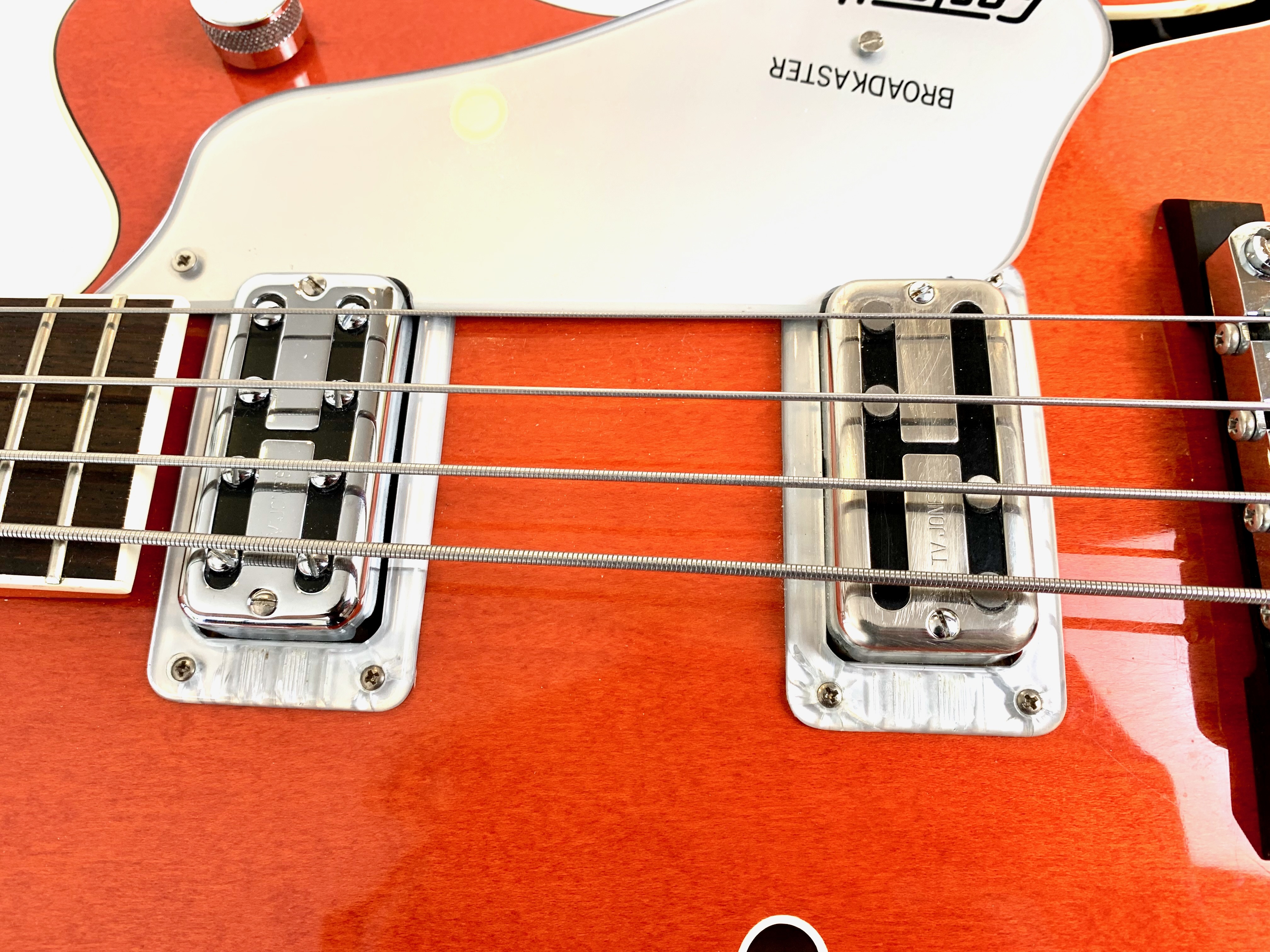 Gretsch G6119B Broadkaster Bass (83804)