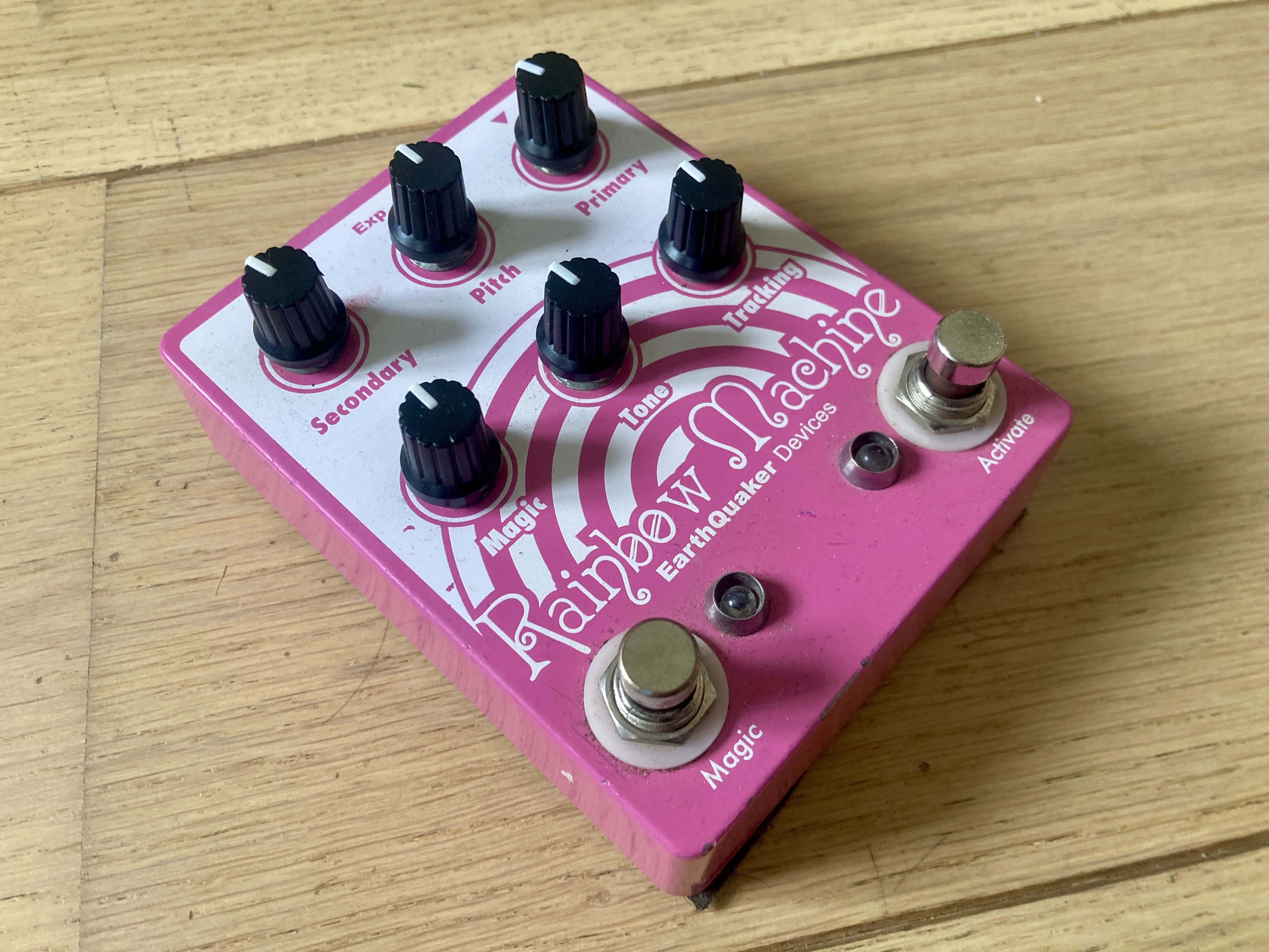 Pédale Earthquaker Devices Rainbow Machine 