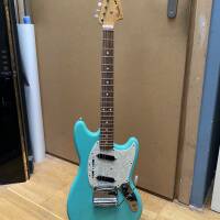 Vends Fender Mustang Vintera 60's